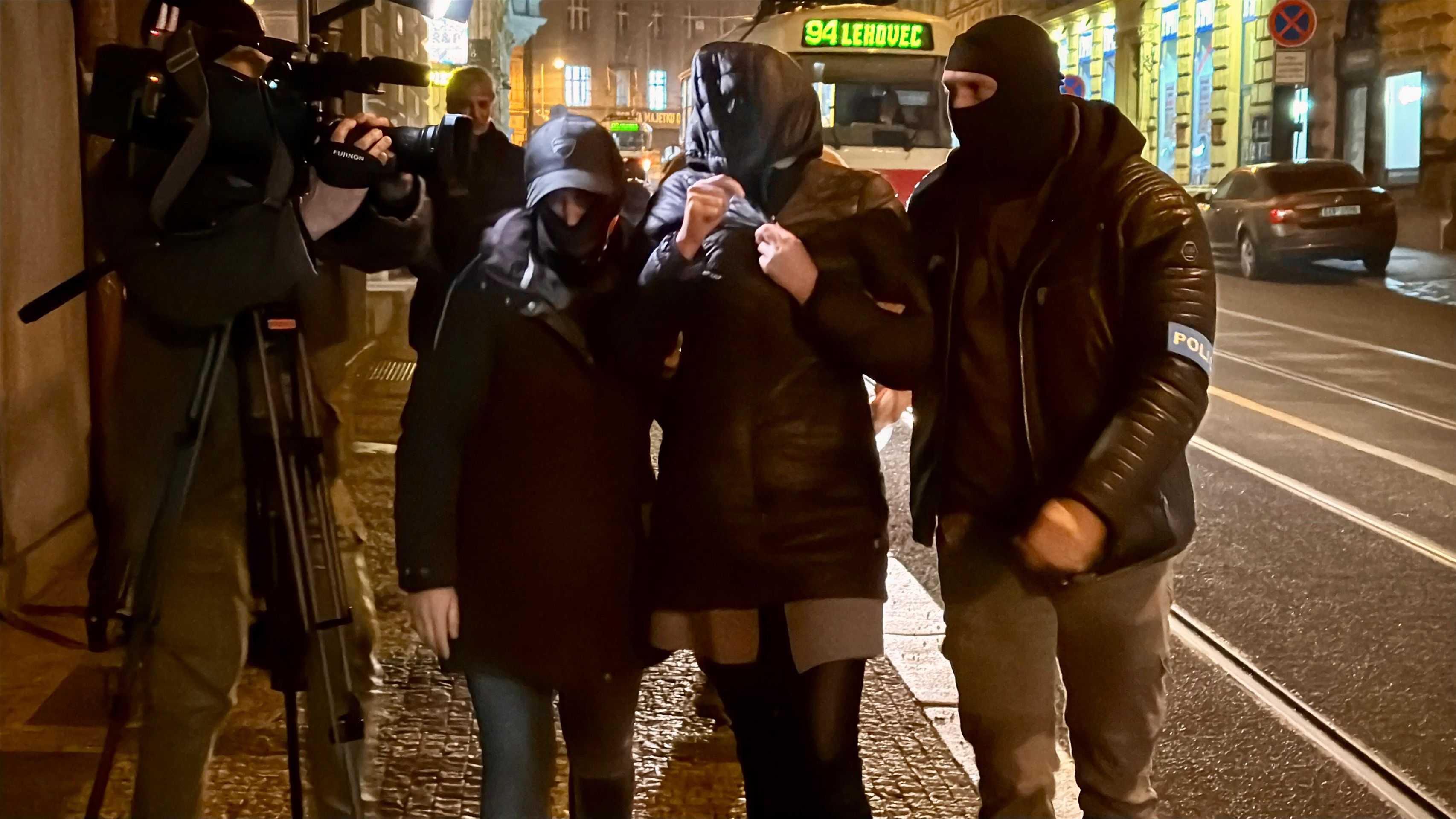 Výslech obviněných v kauze Motol - Zásah NCOZ v kauze FN Motol (5/20)