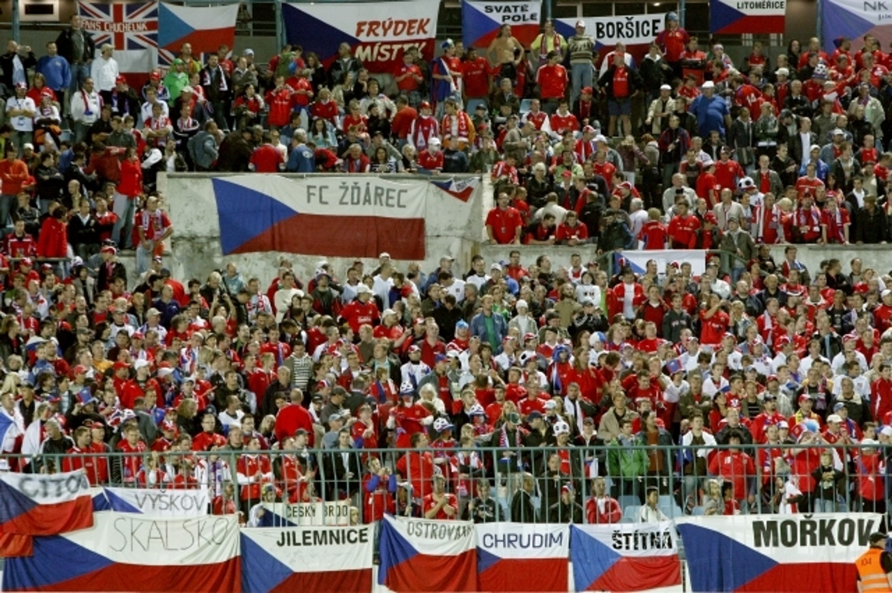 Čeští fotbaloví fandové - 3 - GALERIE: Čeští fotbaloví fanoušci (9/11)