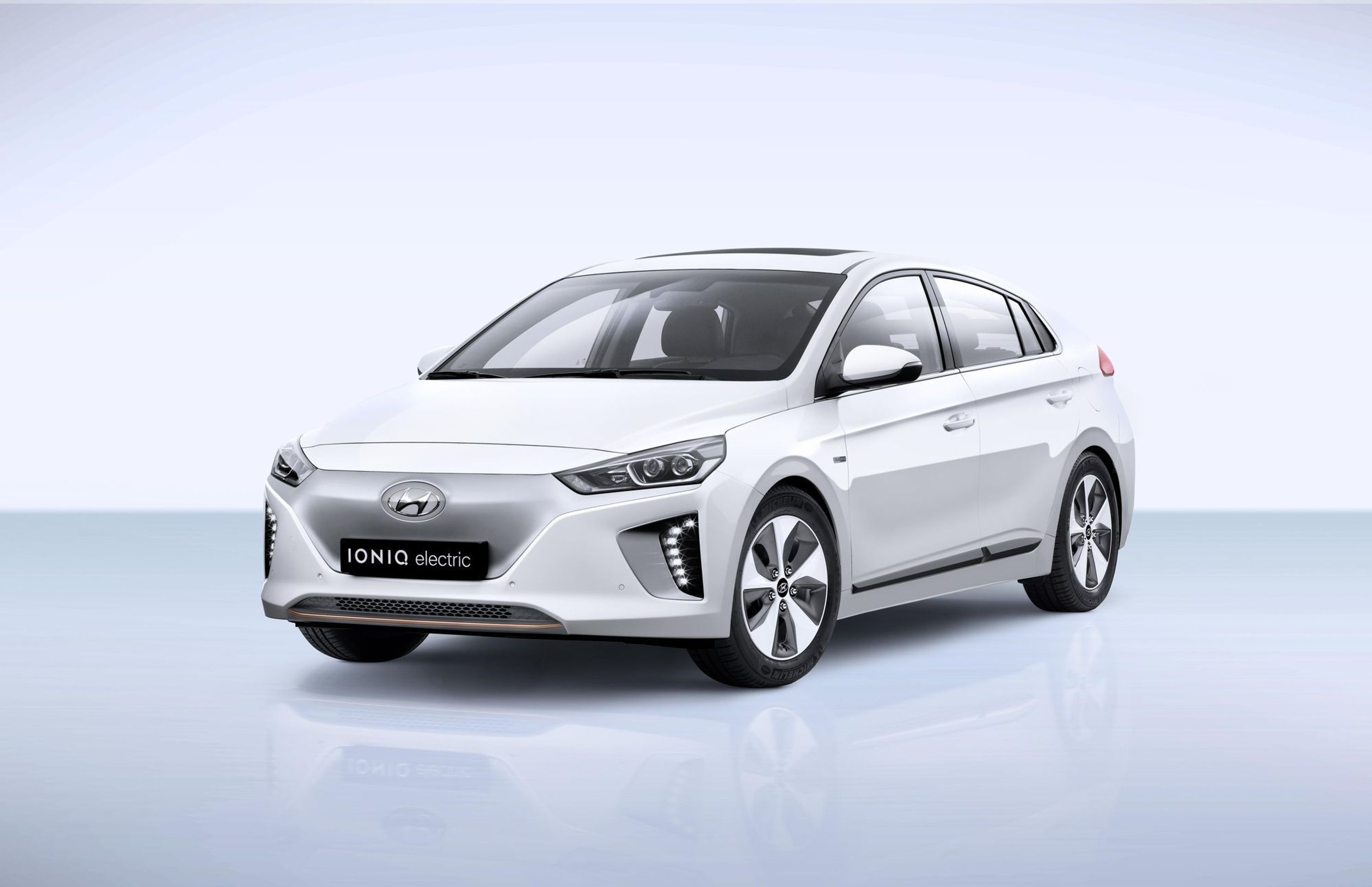 Ioniq - 13 - GALERIE: Hyundai Ioniq (4/9)