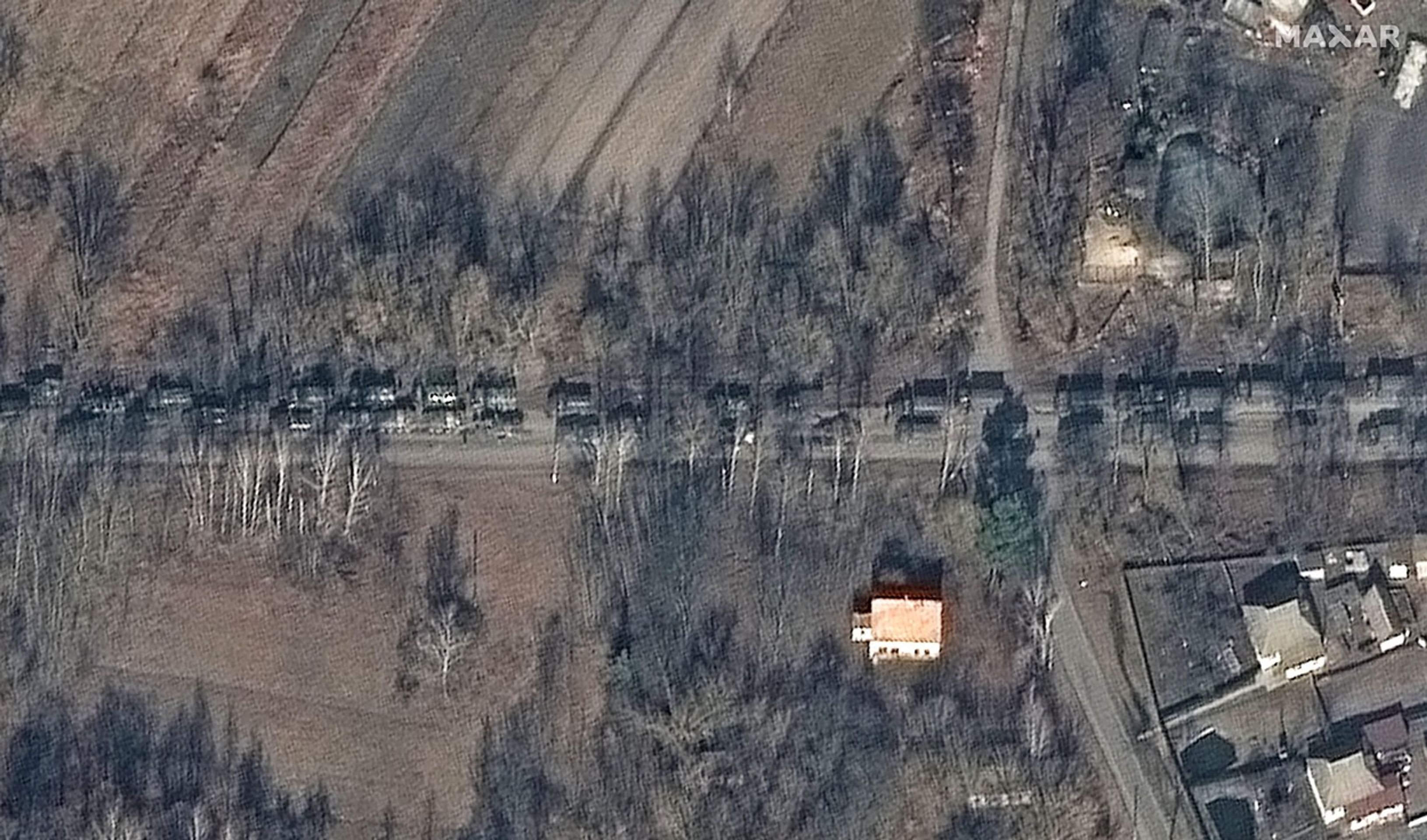 Satelitní snímek ruských jednotek mířících do hlavního města Ukrajiny - Válka na Ukrajině (15/18)