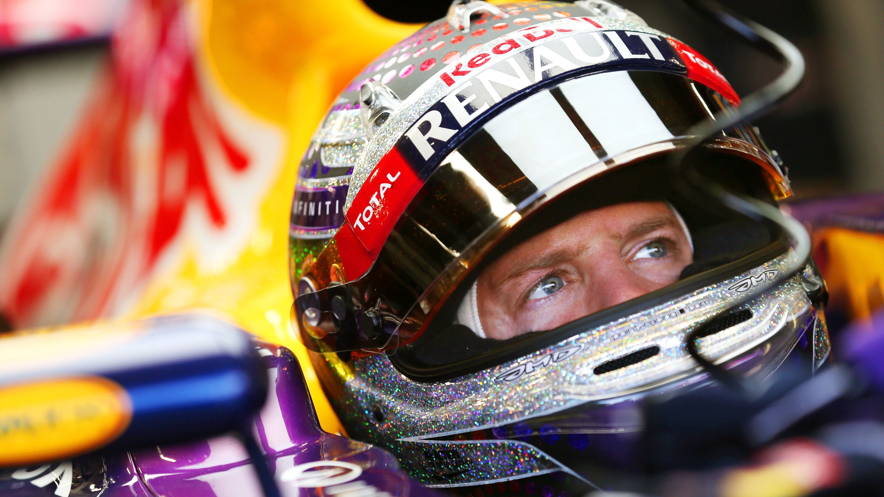 Sebastian Vettel - Vettel vyhrál kvalifikaci v Singapuru (10/10)