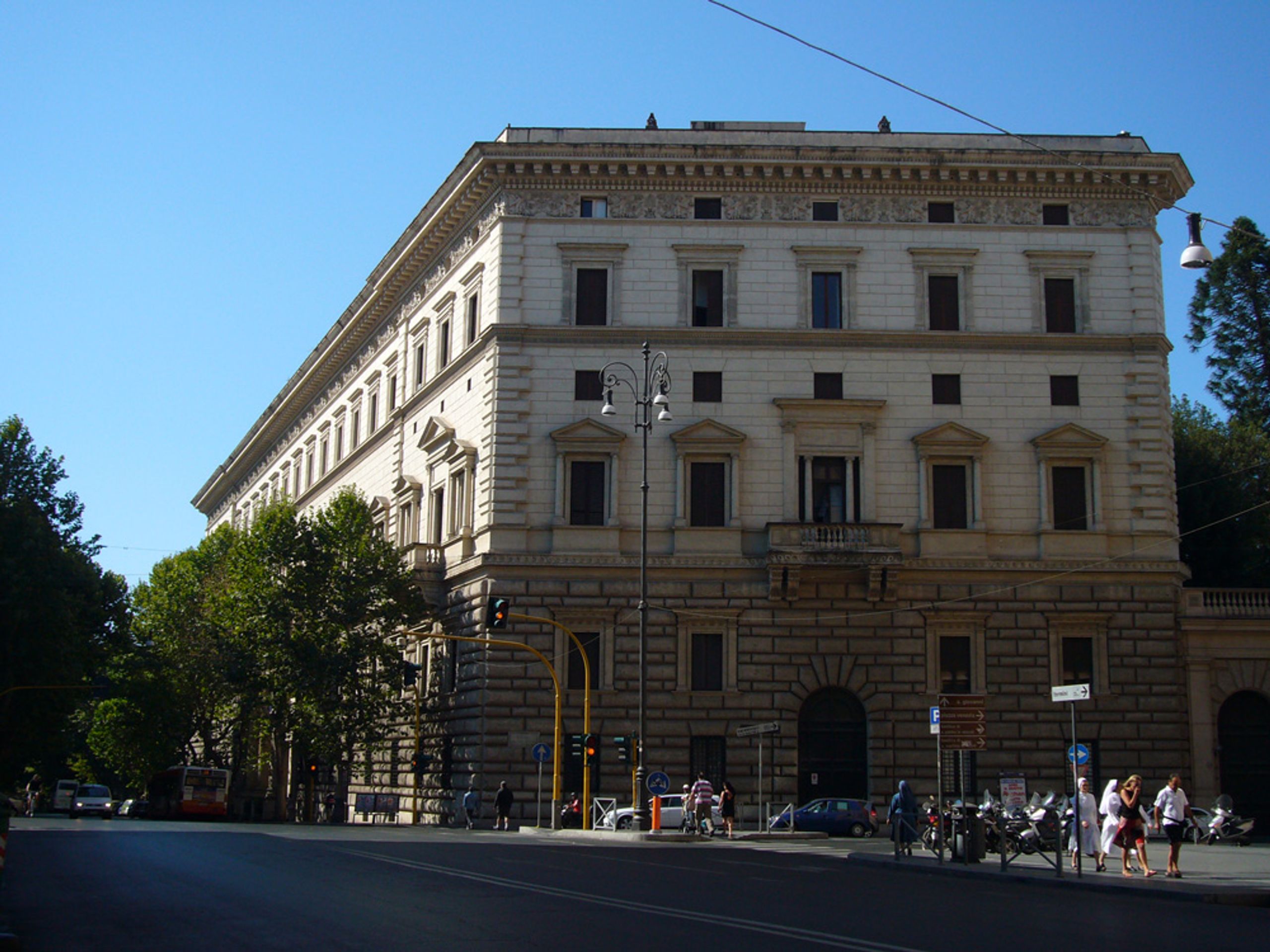 Palazzo Brancaccio - Zažijte Prázdniny v Římě (1/7)