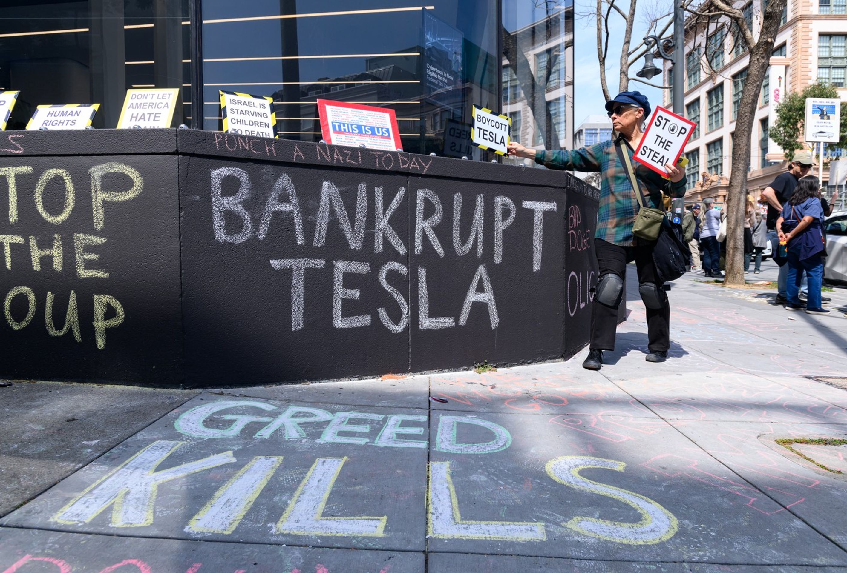 Protesty proti automobilce Tesla - Protesty proti automobilce Tesla (3/8)