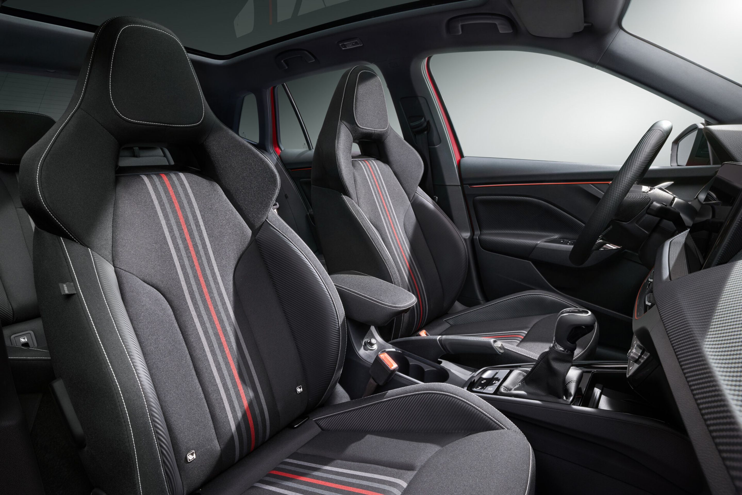 Škoda Kamiq Monte Carlo - Modernizovaná Škoda Kamiq (7/19)