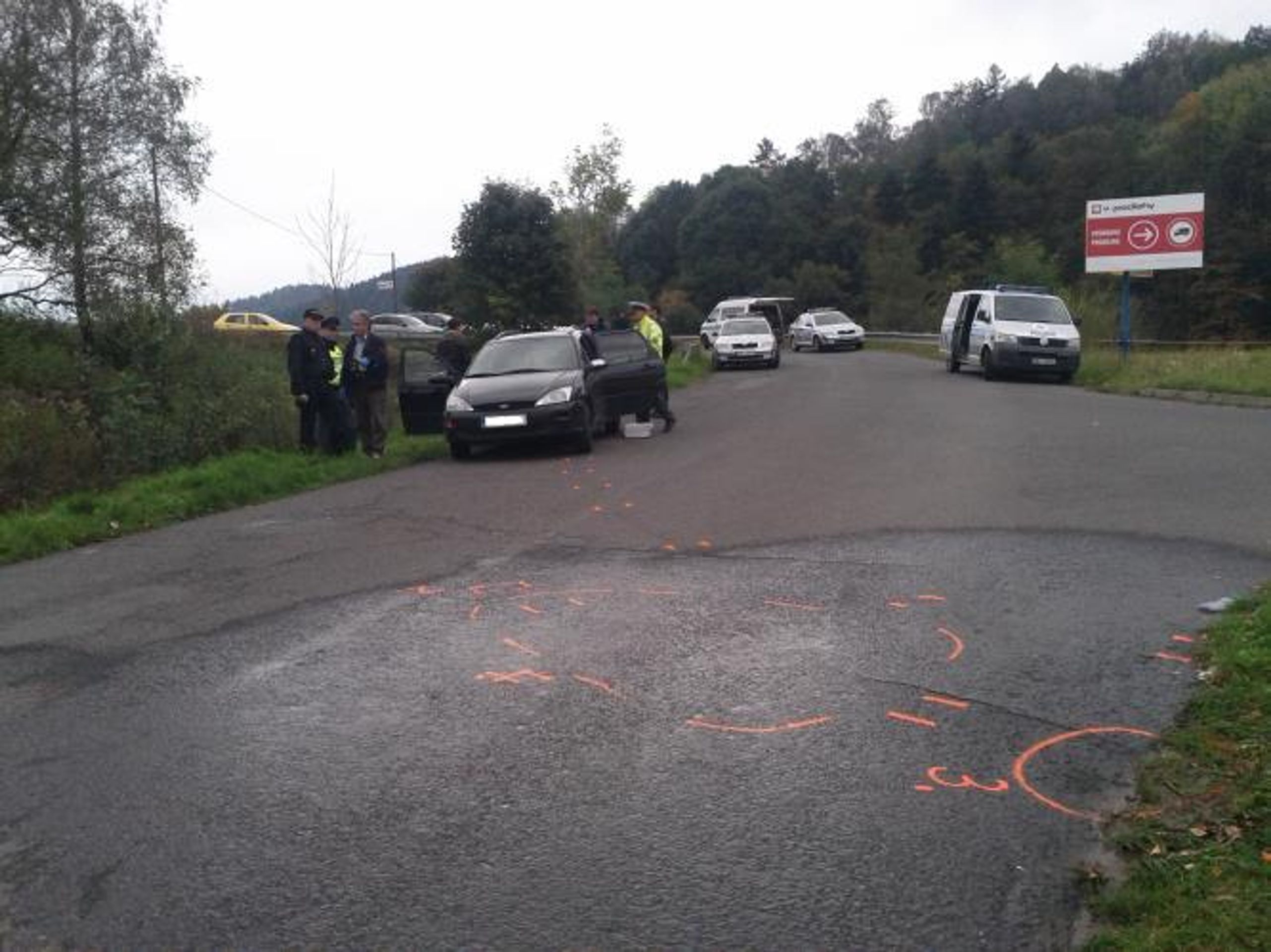 12letý chlapec zabil autem 2leté dítě - 3 - GALERIE: Nehoda - Poschla (3/3)