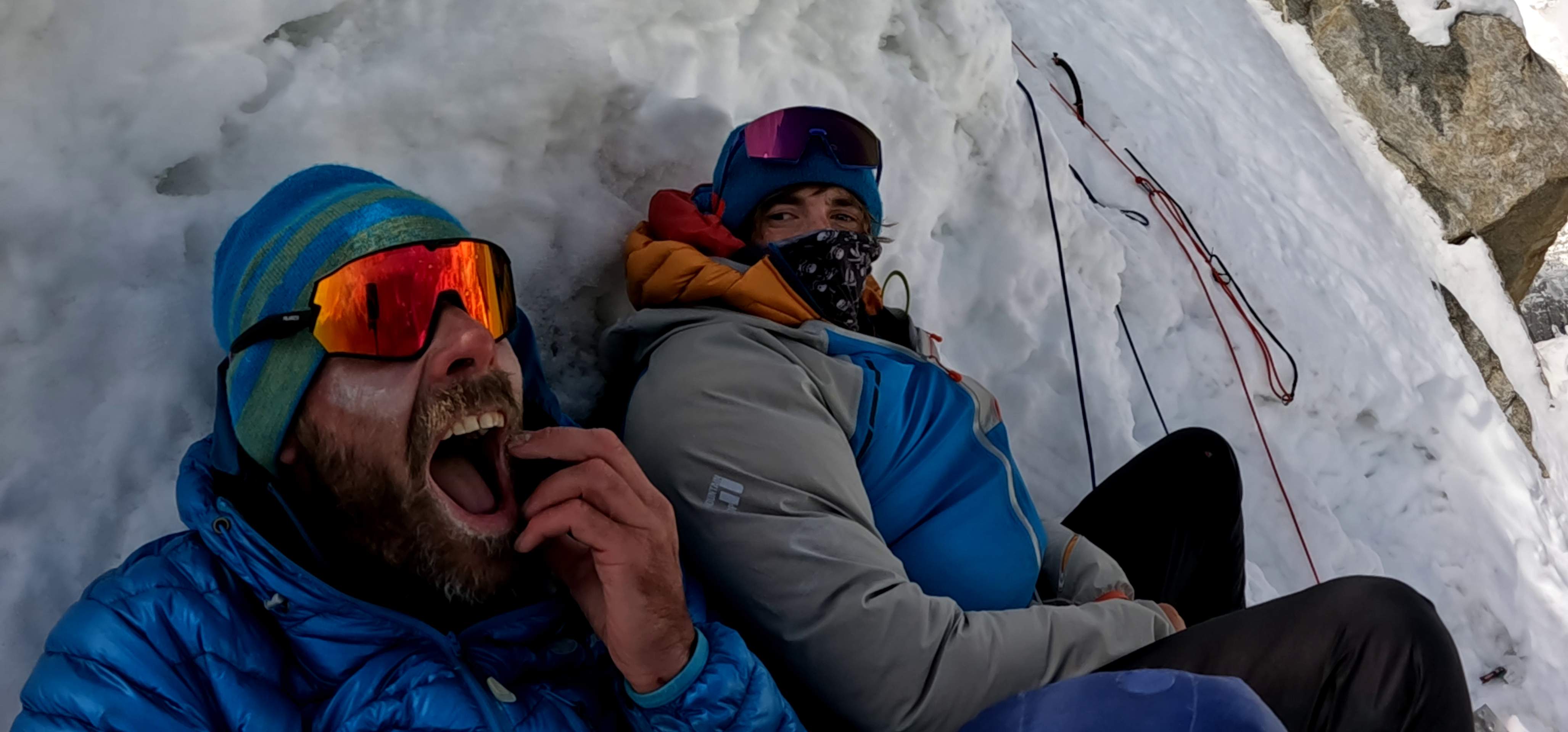 Zdeněk Hák a Radoslav Groh vylezli impozantní jihozápadní stěnou šestitisícového Hunza Peaku - Čeští horolezci vystoupali na legendární horu Hunza Peak v Pákistánu (9/9)