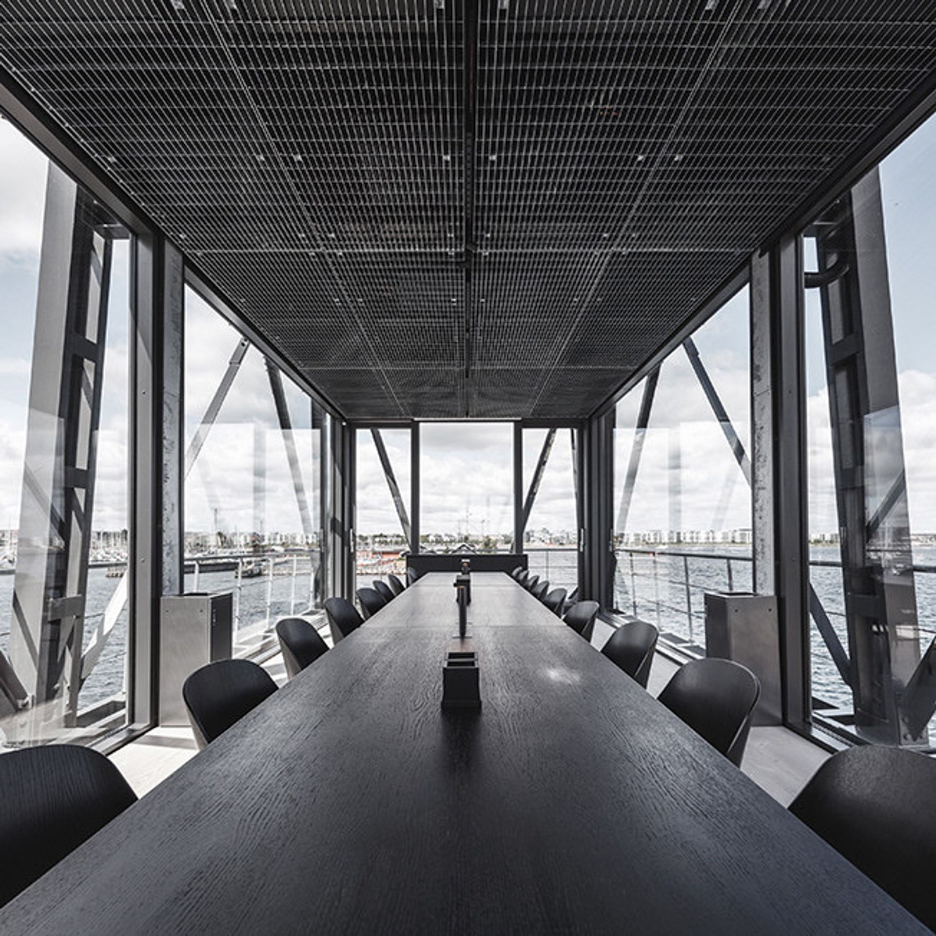 Starý jeřáb přestavěný na luxusní bydlení - 9 - GALERIE: Starý jeřáb přestavěný na luxusní bydlení (9/16)