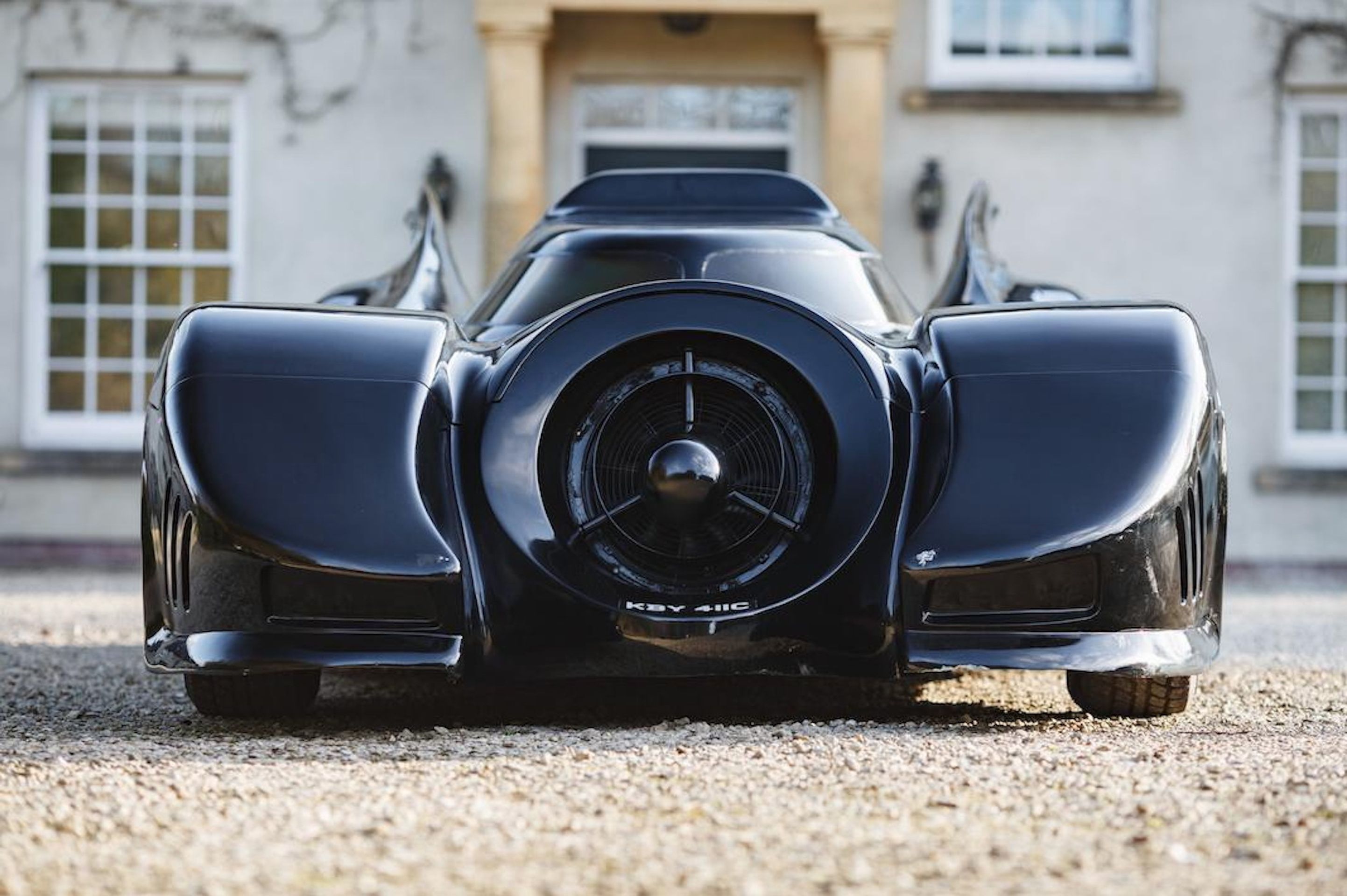 Batmobil je na prodej - 19 - Fotogalerie: Parádní replika ikonického Batmobilu (2/16)