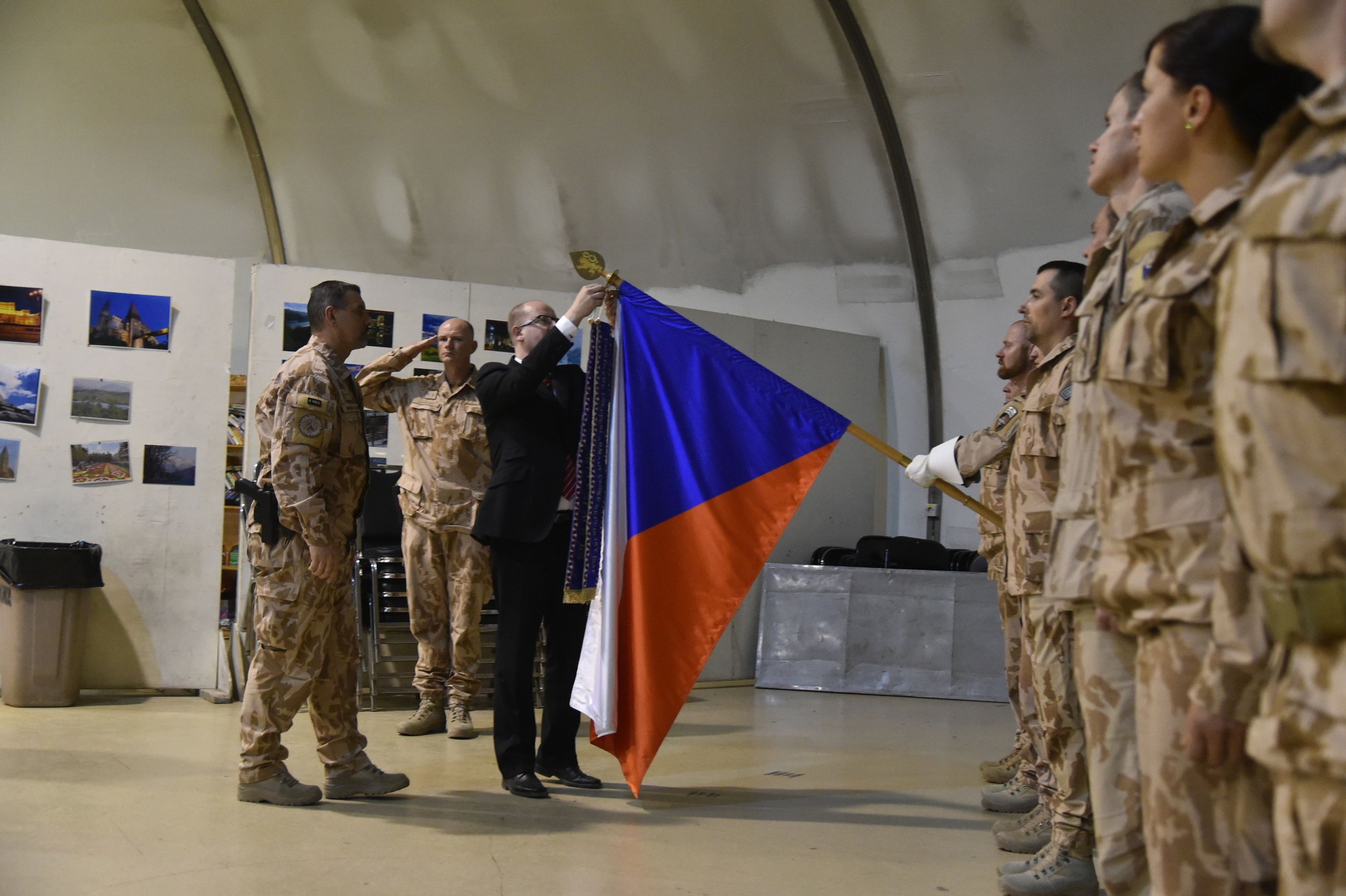 Cesta předsedy vlády do Afghánistánu - 5 - GALERIE: Cesta předsedy vlády do Afghánistánu (5/14)