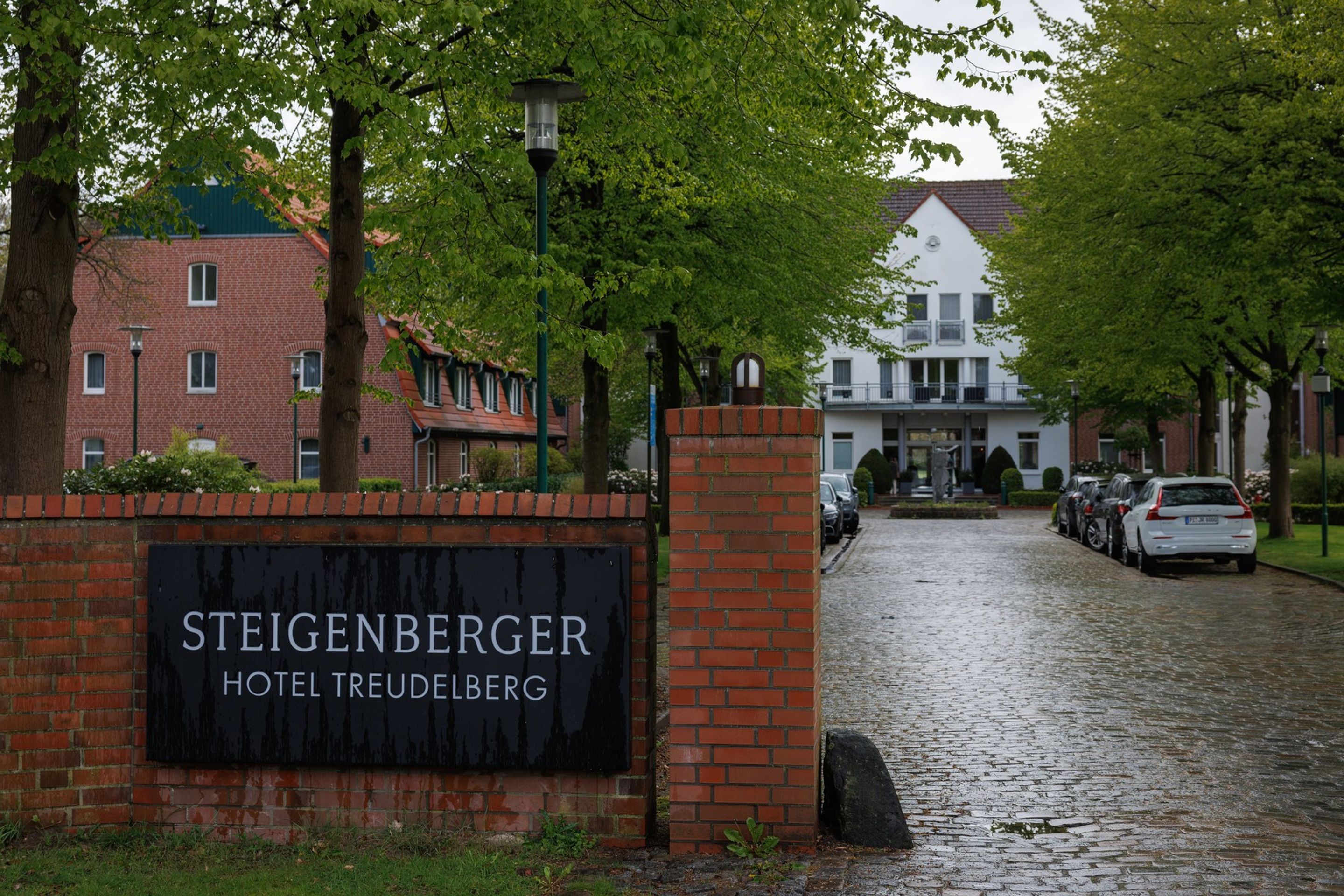 Steigenberger Hotel Treudelberg - V tomto hotelu budou čeští fotbalisté bydlet během Eura 2024 (1/4)