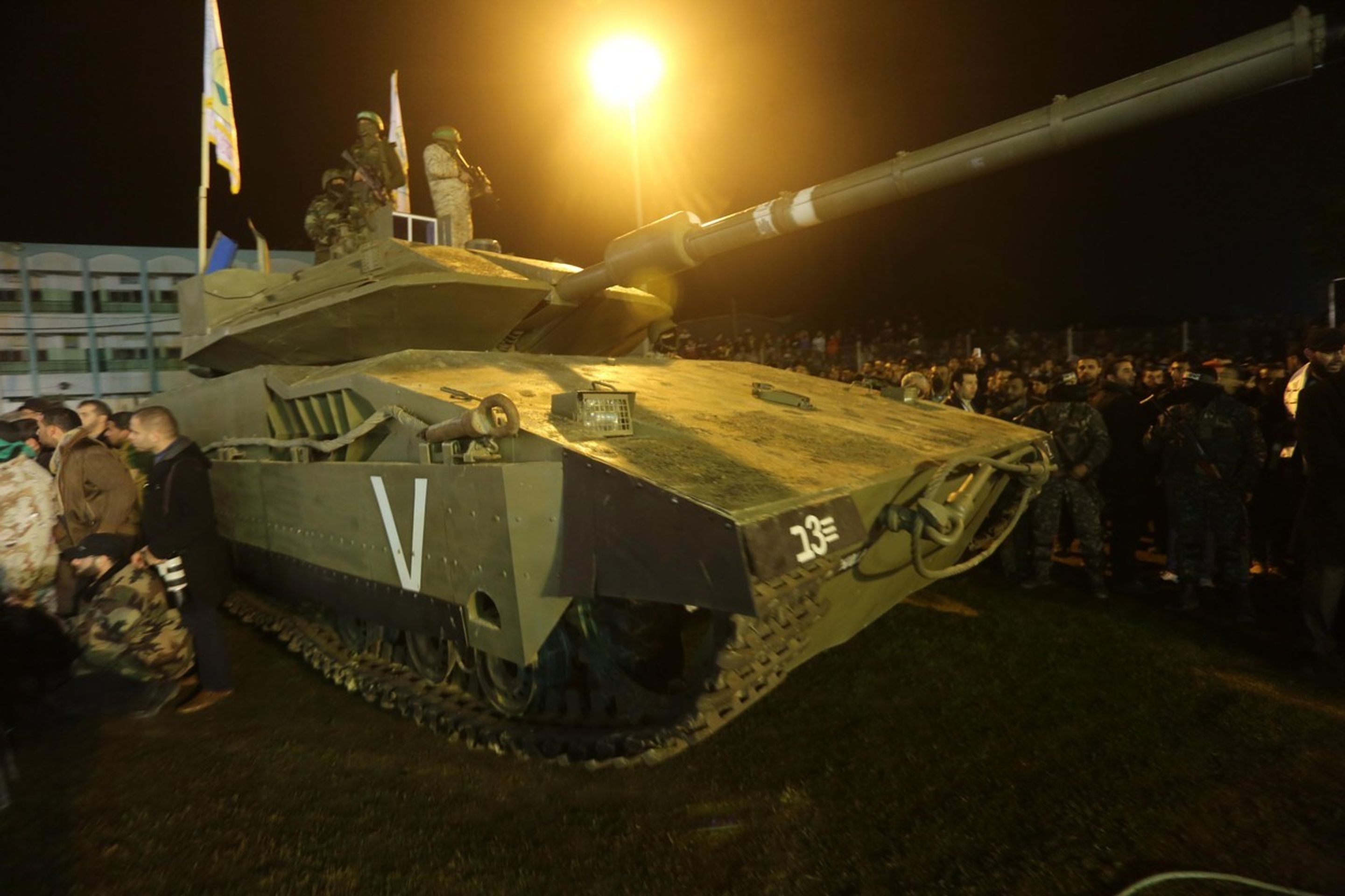Hamas ukázal strašlivý tank - 1 - GALERIE: Nepovedený tank Hamasu (4/9)