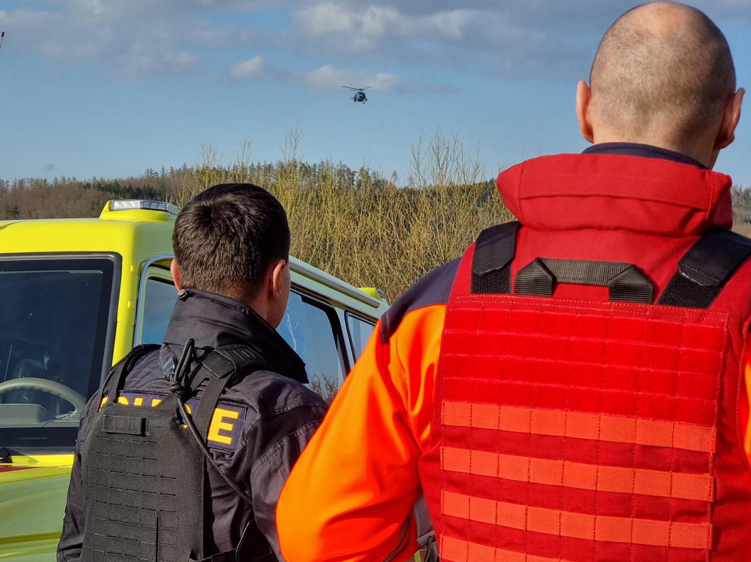 Policejní pátrání Svitávky - Dopadení podezřelého z dvojnásobné vraždy ve Svitávce (8/8)