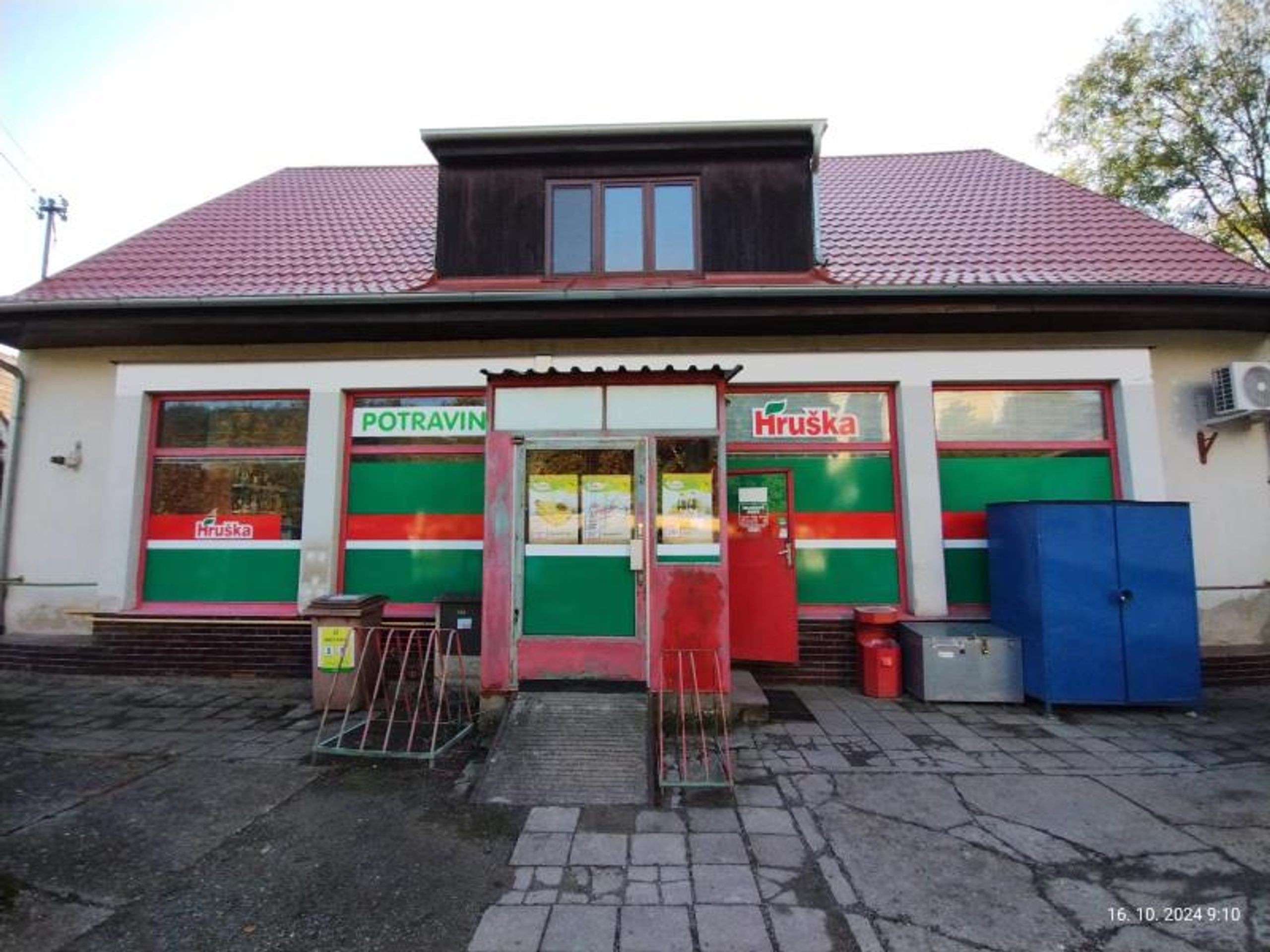 Uzavřený obchod Hruška, Dobřenice (6) - Uzavřené obchody za poslední měsíce (9/54)