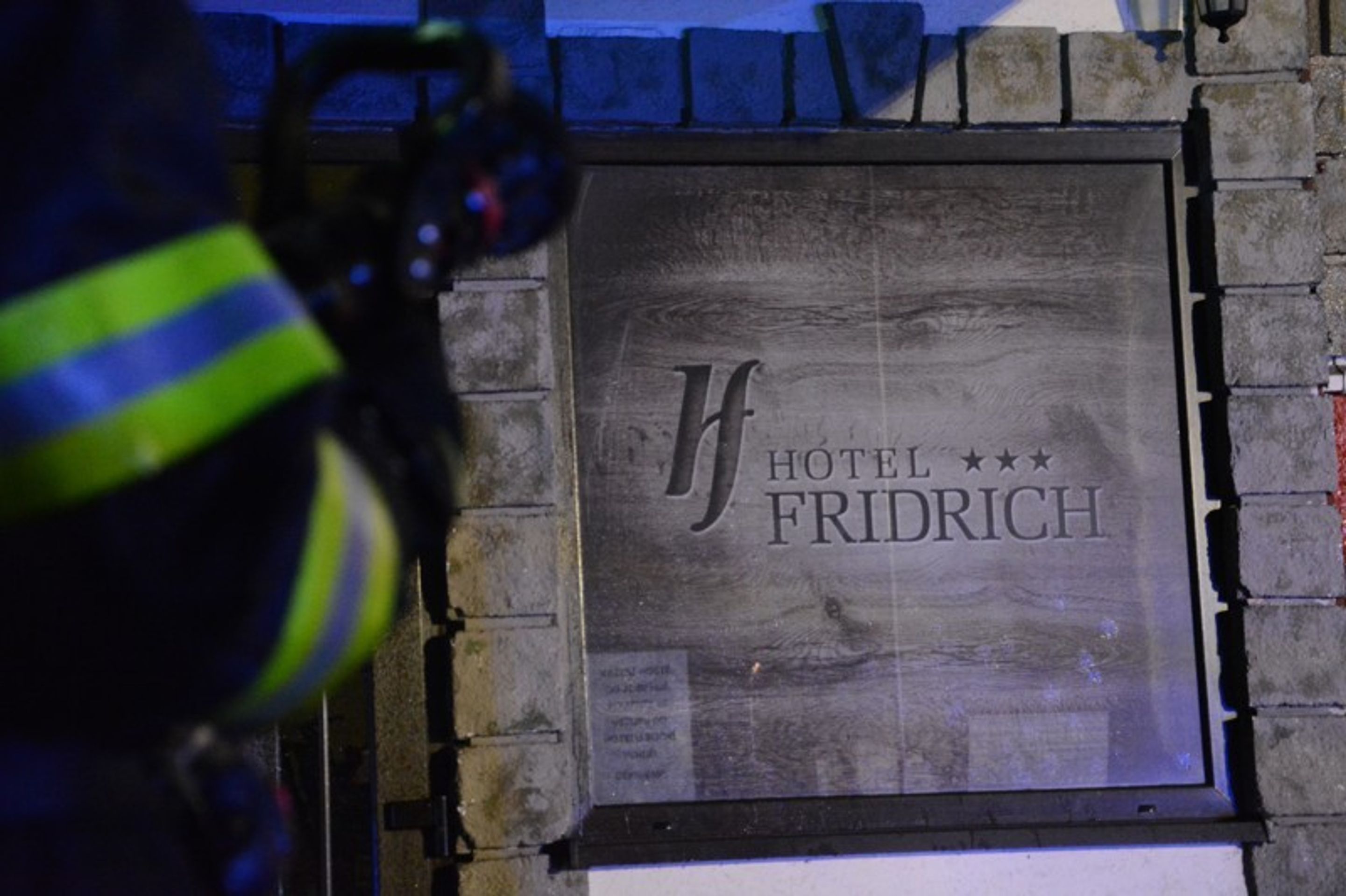Požár hotelu Fridrich - 16 - GALERIE: Požár hotelu Fridrich v Těrlicku na Karvinsku (49/54)