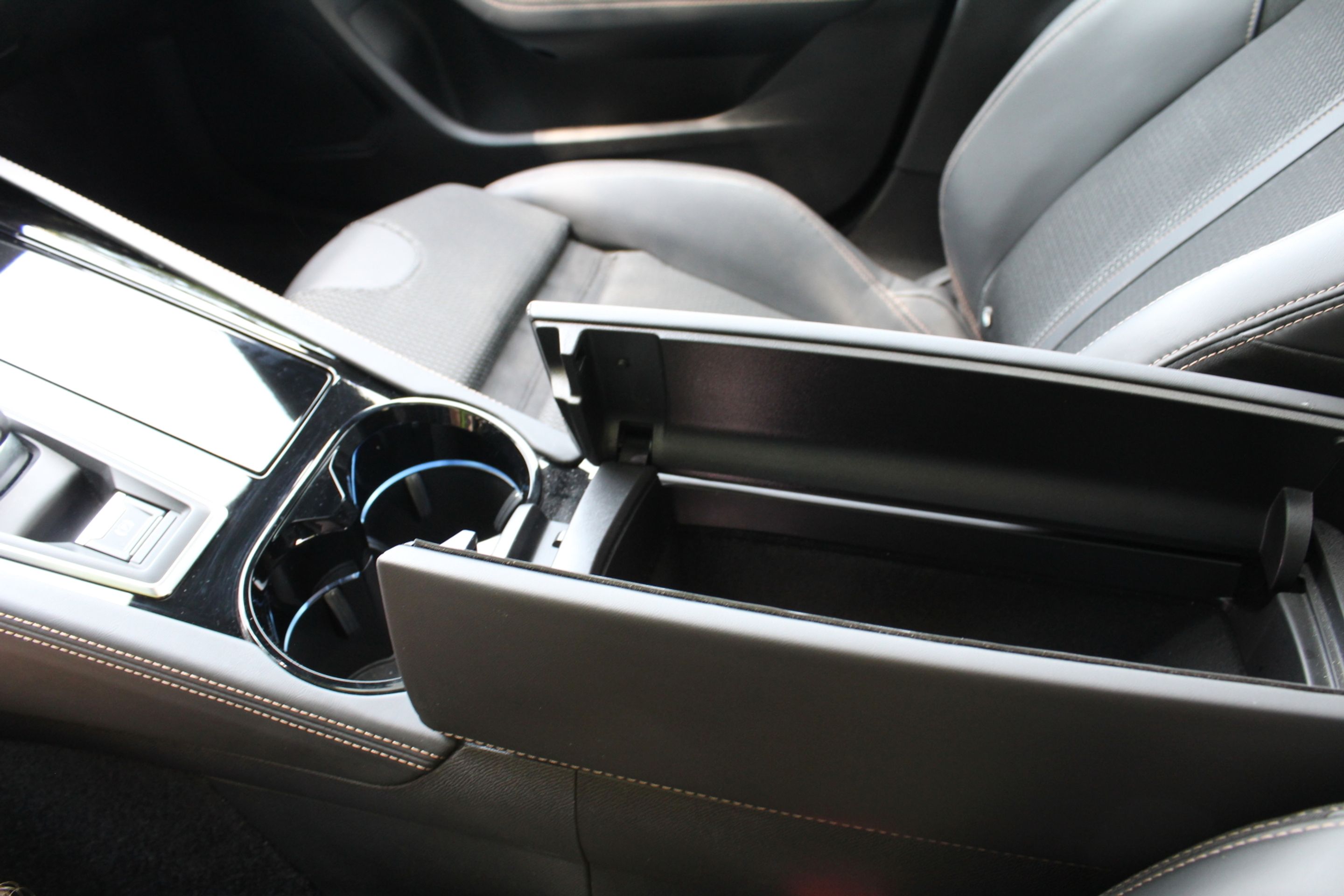Peugeot 508 - 19 - Fotogalerie: Liftback Peugeot 508 (21/34)