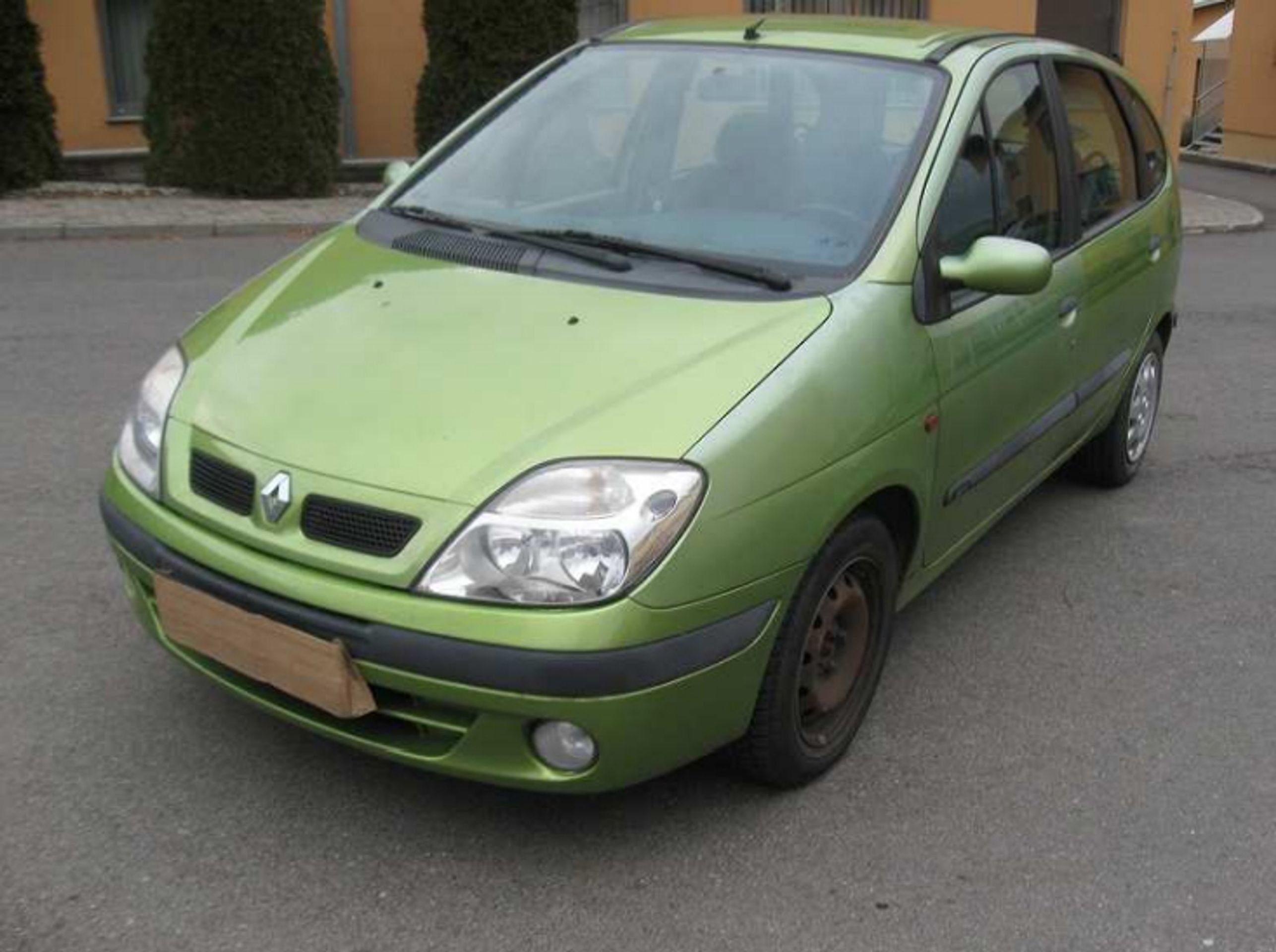 Dražba - Renault Megane Scenic - 1 - GALERIE: Dražby - 1 (21/40)