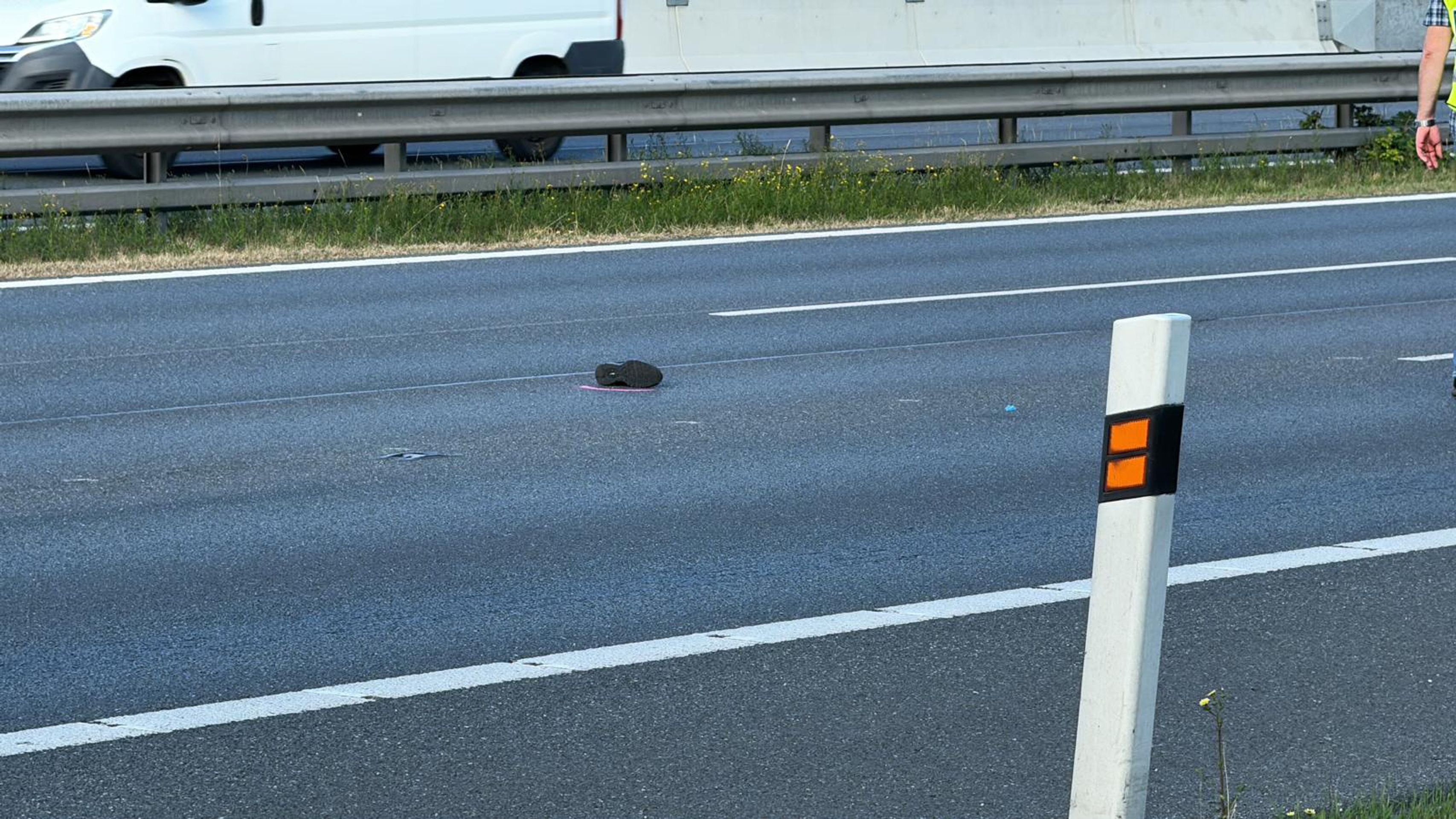 Vážná dopravní nehoda na D1 (4) - Vážná dopravní nehoda na D1 (10/21)