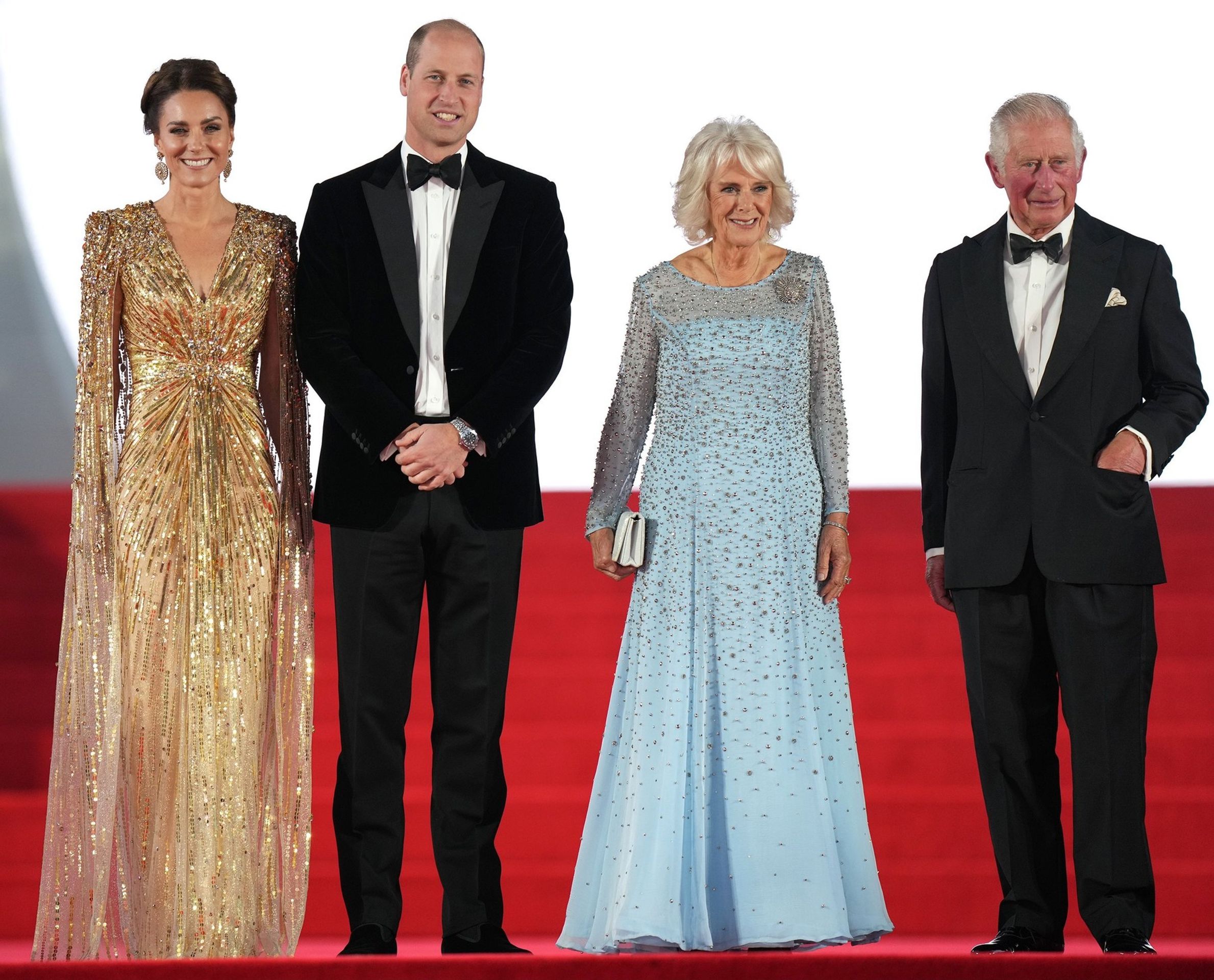 Královská rodina, 28. 9. 2021 - Královna Camilla a princezna Kate (6/7)
