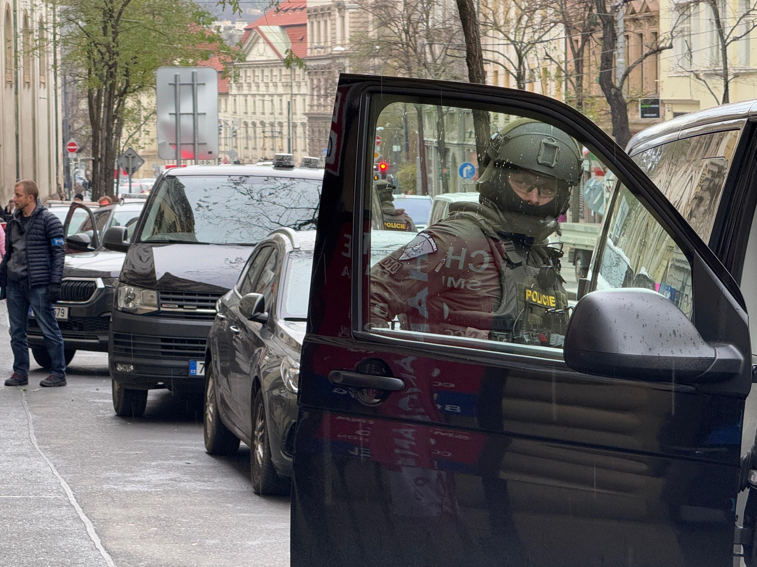 Zásah policie v Ječné ulici (6) - Zásah policie v Ječné ulici (10/12)