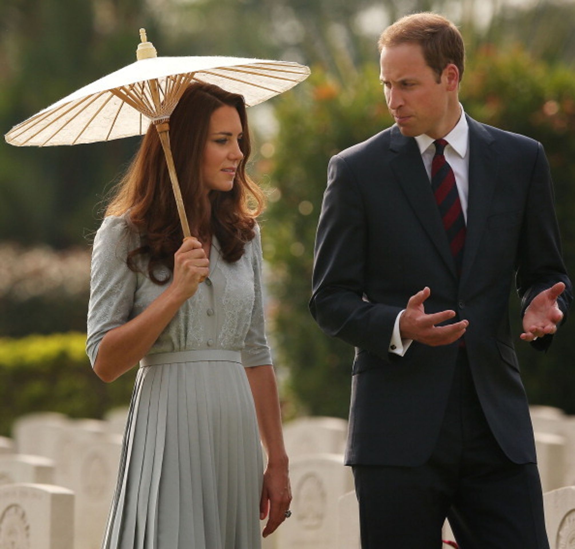 Kate Middleton - 2 - Časopis zveřejnil nahé fotky Kate Middleton (5/6)