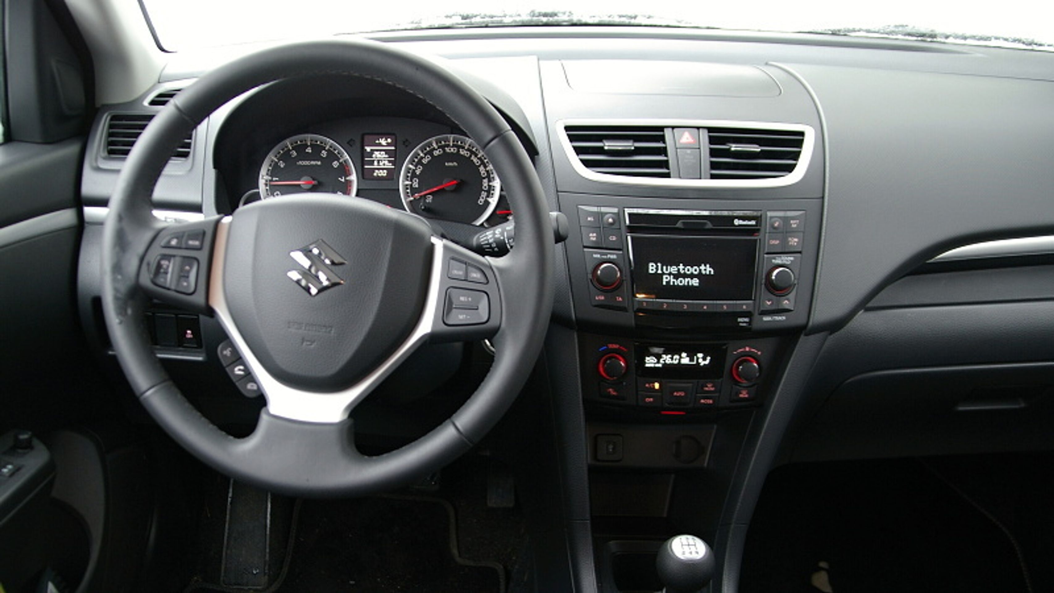 Suzuki Swift - 7 - GALERIE Suzuki Swift (6/7)