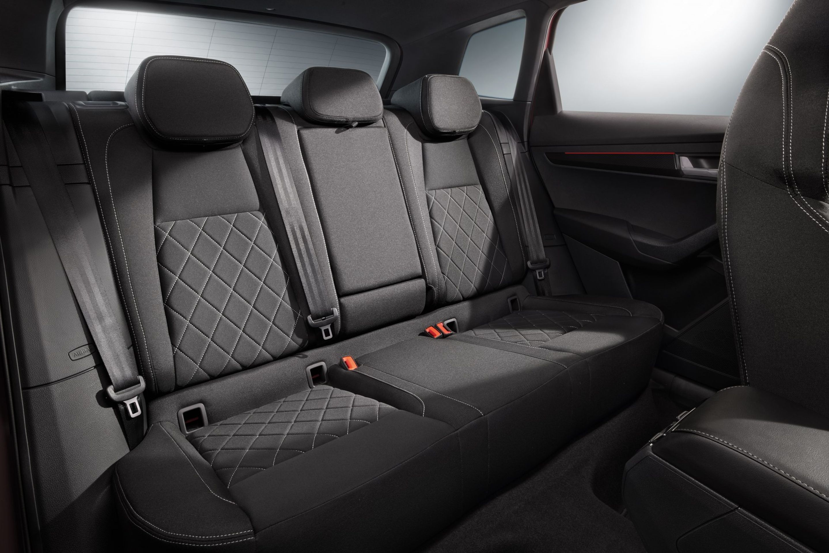 Modernizovaná Škoda Karoq - Modernizovaná Škoda Karoq a Karoq Sportline (17/32)