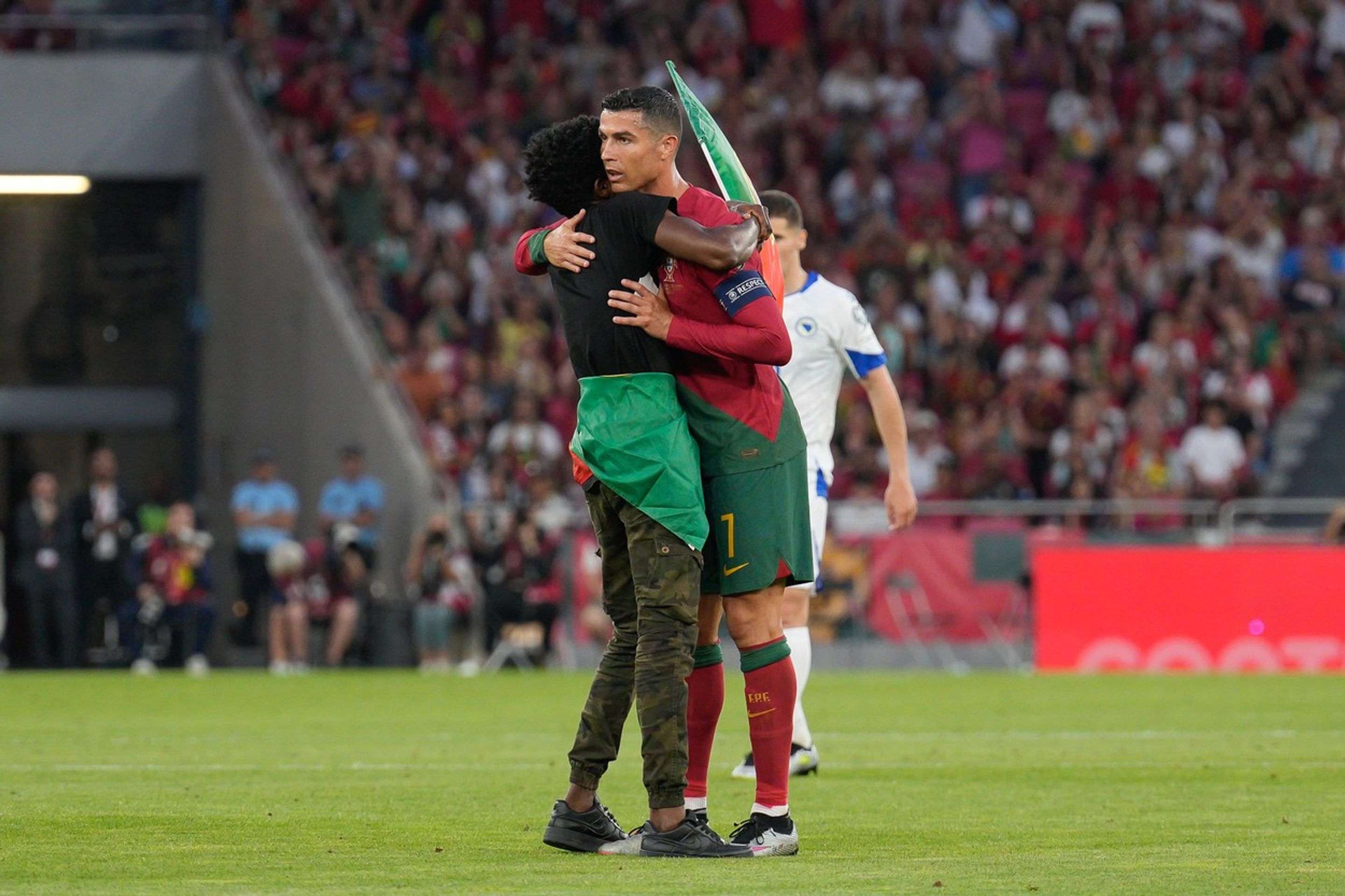 Cristiano Ronaldo s fanouškem - Cristiano Ronaldo s fanouškem (1/5)