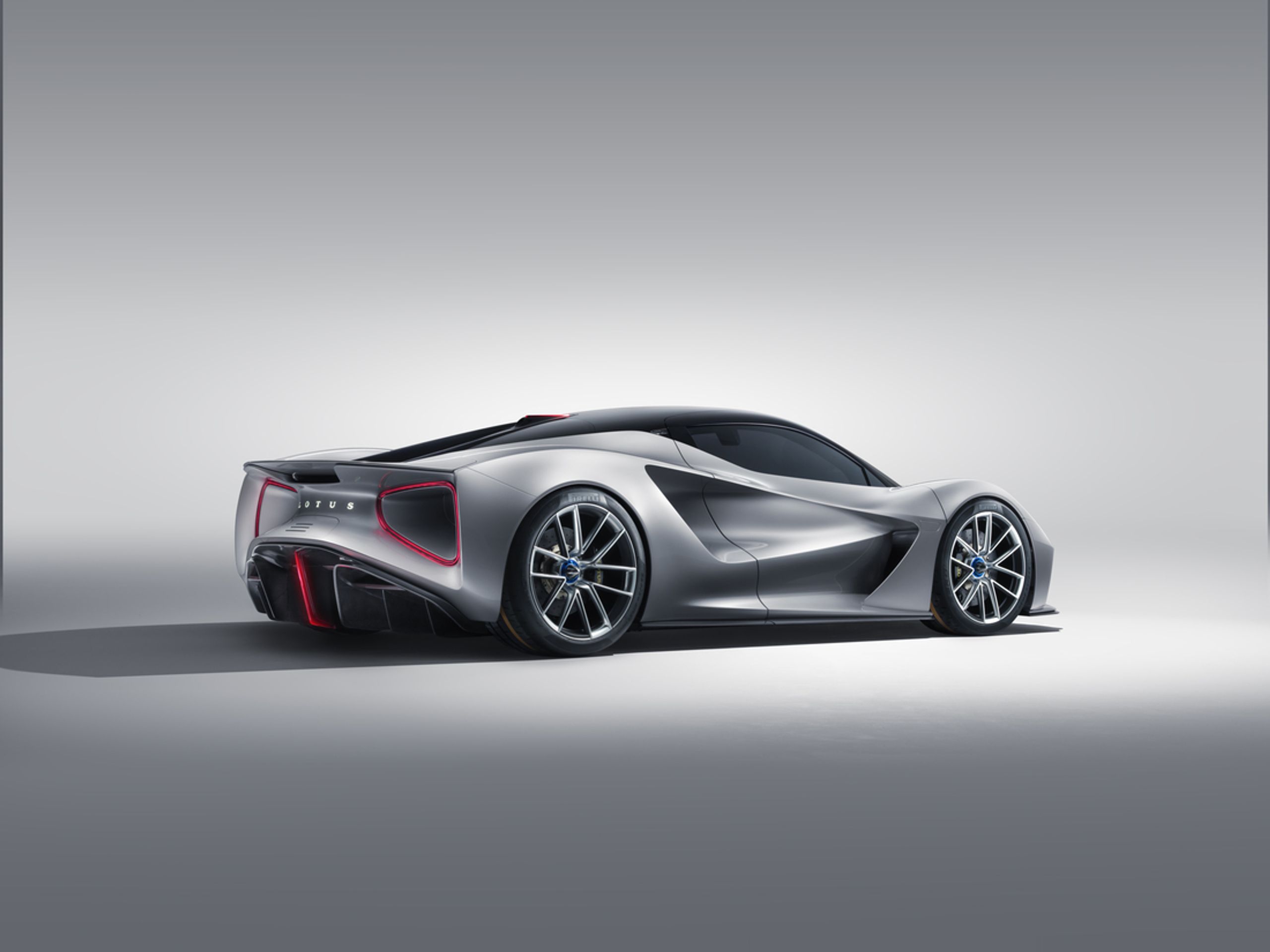 Lotus Evija - Elektrický hypersport Lotus Evija (8/9)