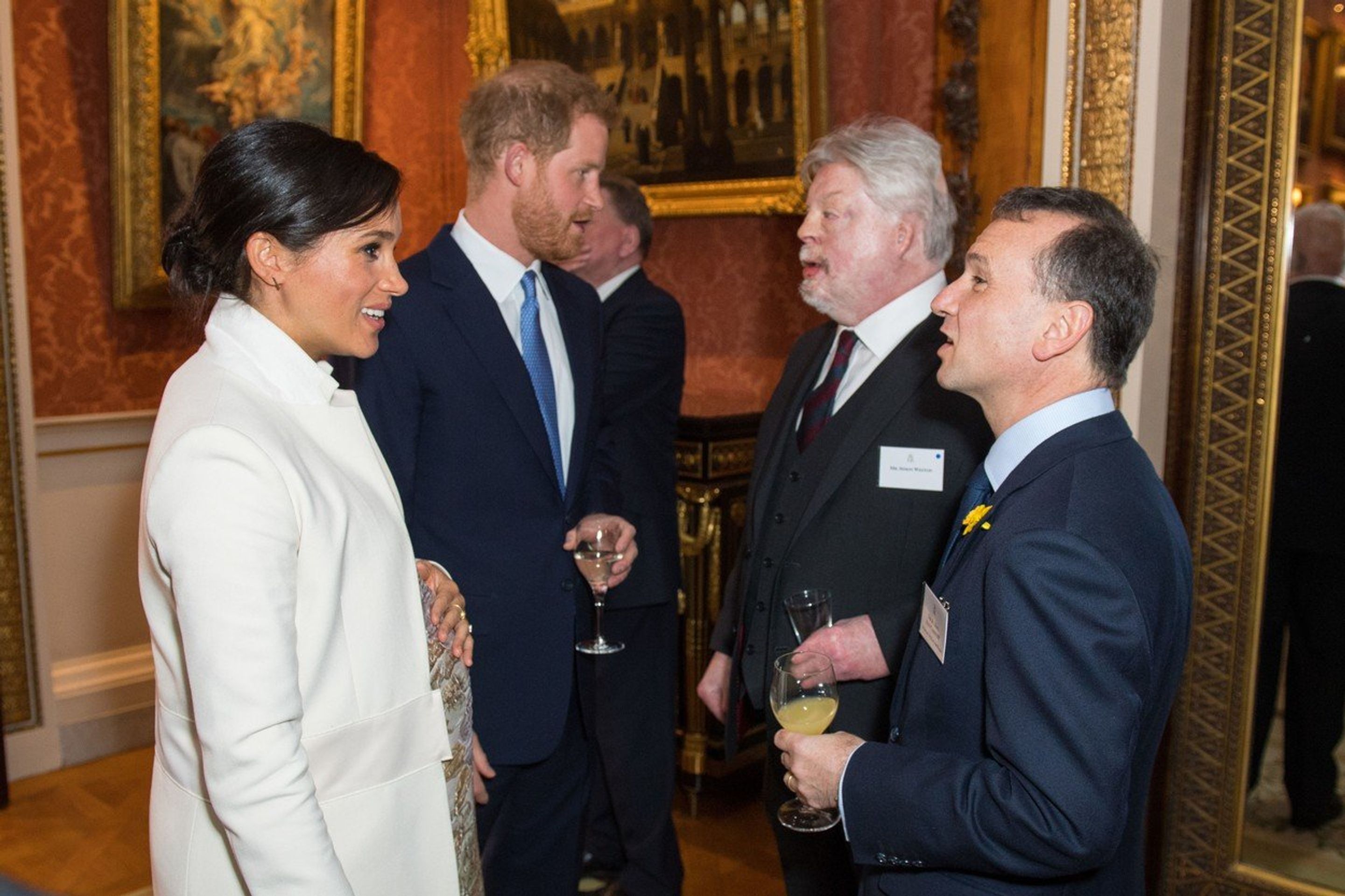 Meghan a Kate v Buckinghamském paláci - GALERIE: Meghan a Kate v Buckinghamském paláci (2/5)