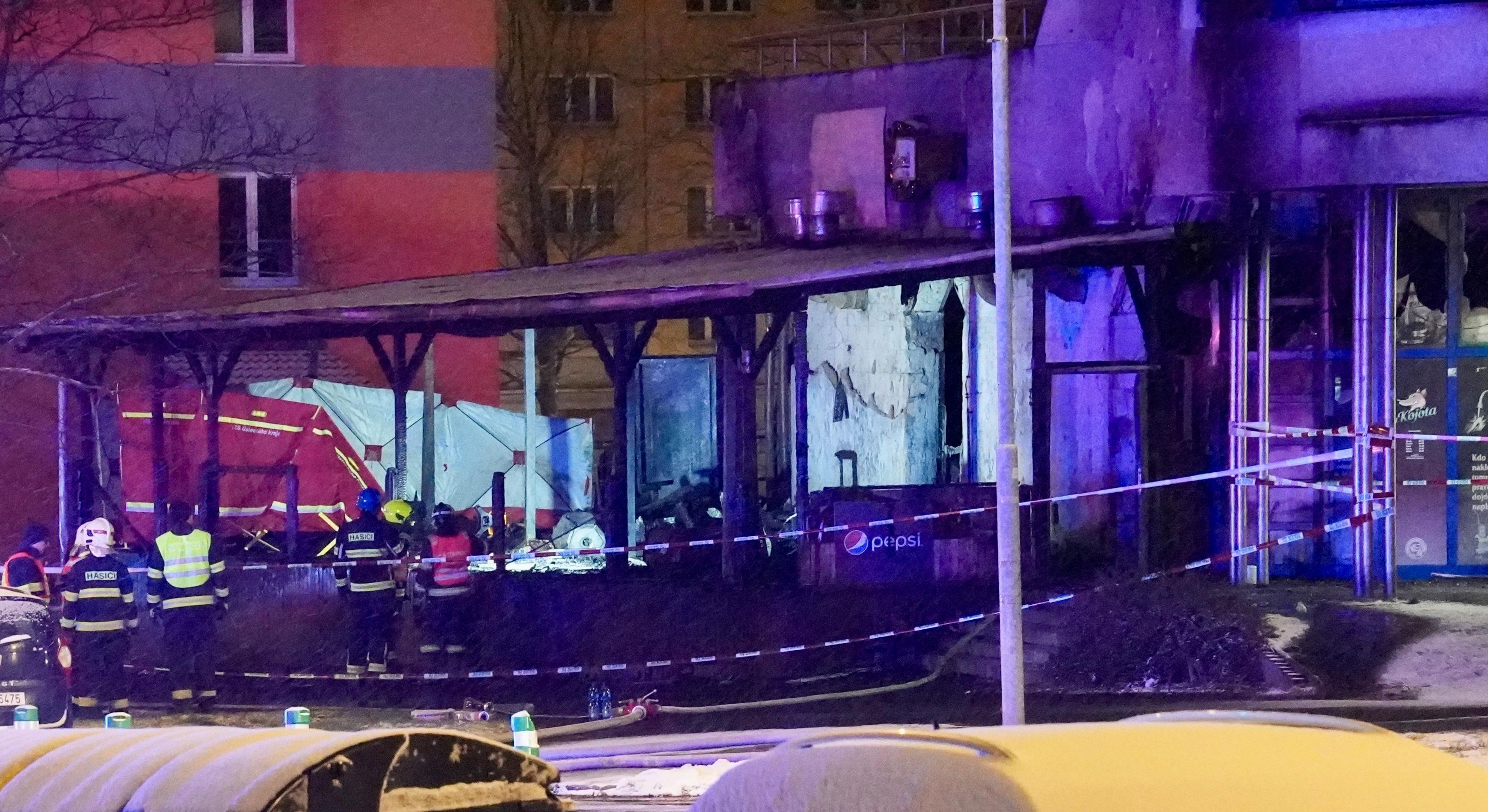 Exploze v restauraci v Mostě - Výbuch v restauraci v Mostě (7/11)