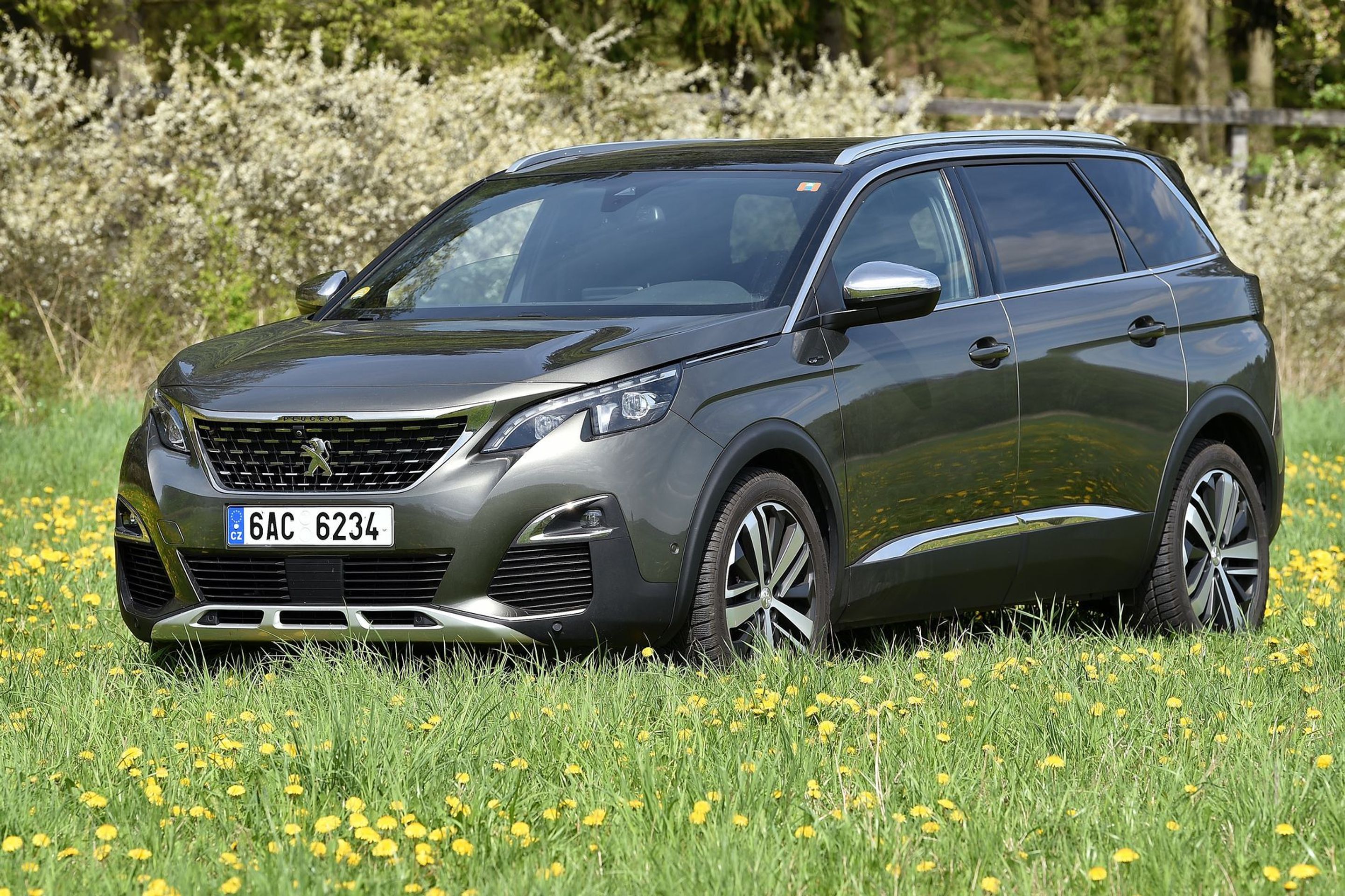 Peugeot 5008 - 15 - GALERIE: Peugeot 5008 (3/23)