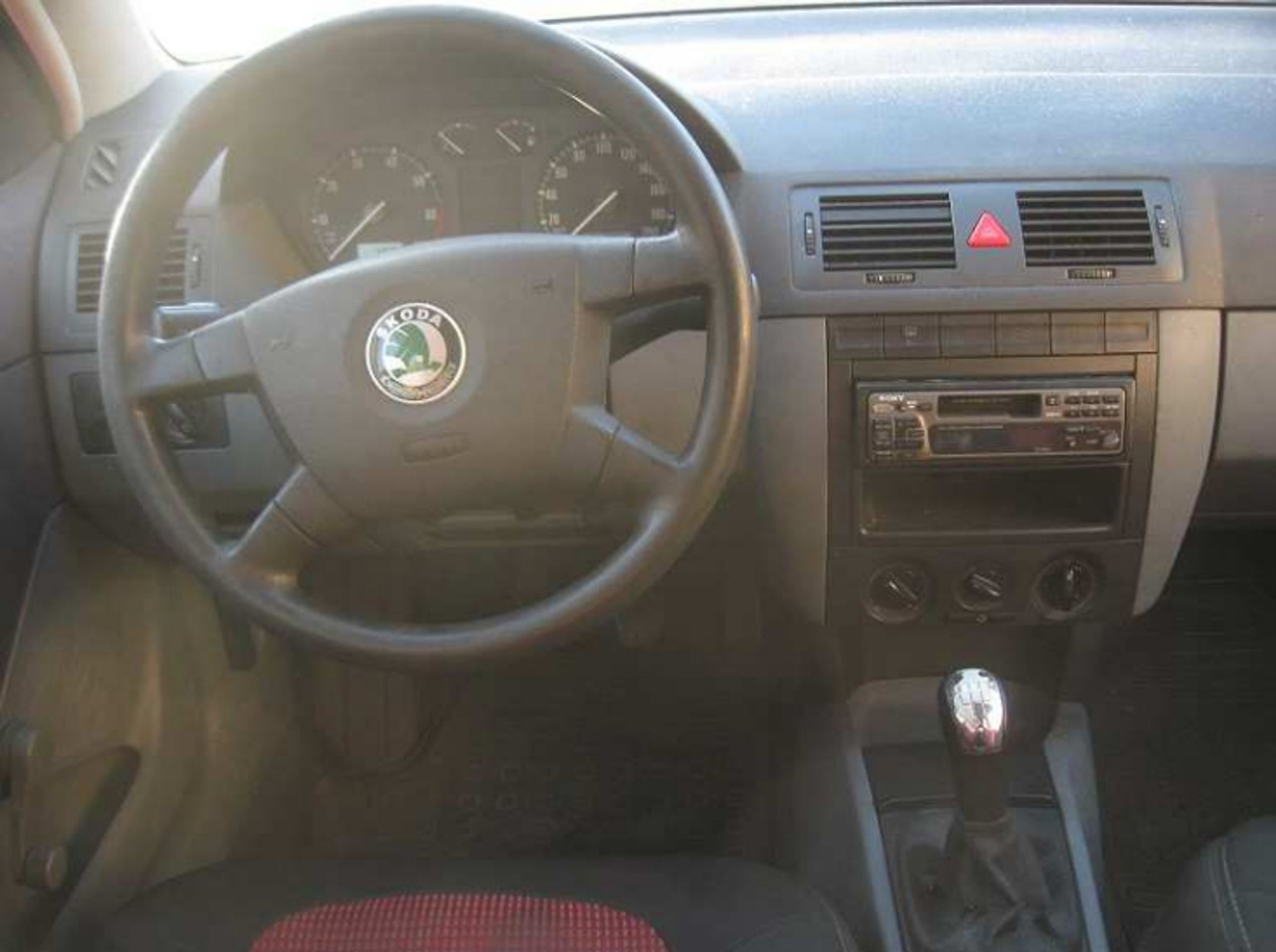 Škoda Fabia - 2 - GALERIE: Dražby - 2 (11/30)