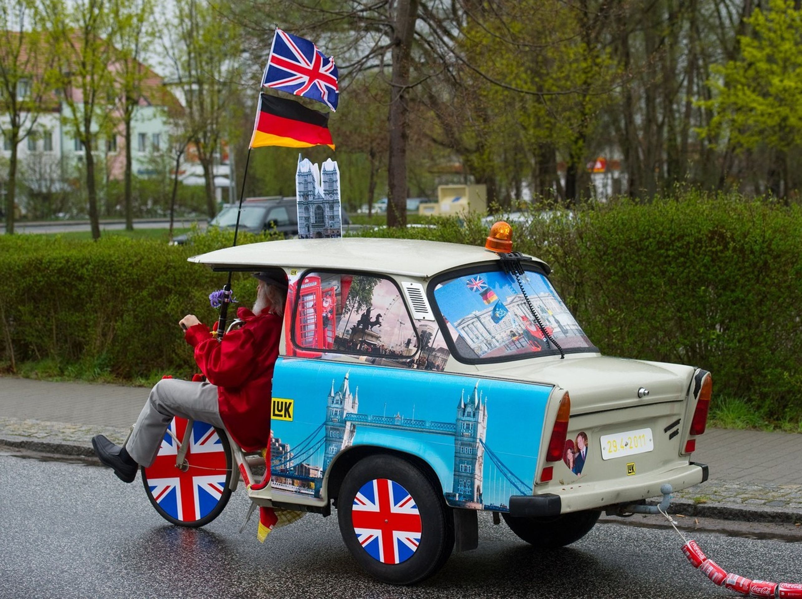 Legendární Trabant ve všemožných úpravách - 24 - Fotogalerie: Prohlédněte si trabanty ve všemožných úpravách (18/18)
