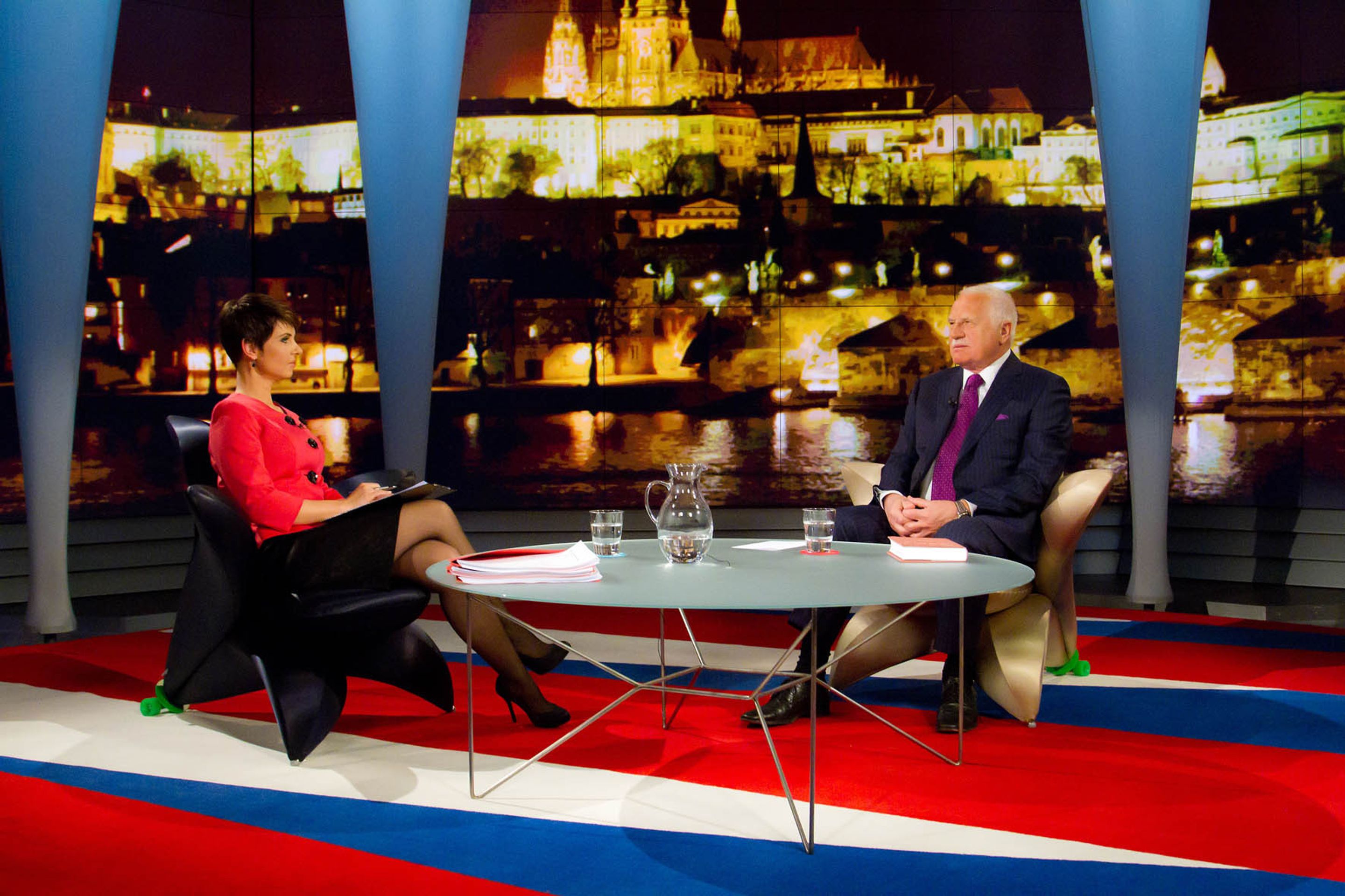 Václav Klaus - rozhovor - 5 - Hostem televize Nova byl ve středu večer prezident České republiky Václav Klaus. (5/8)