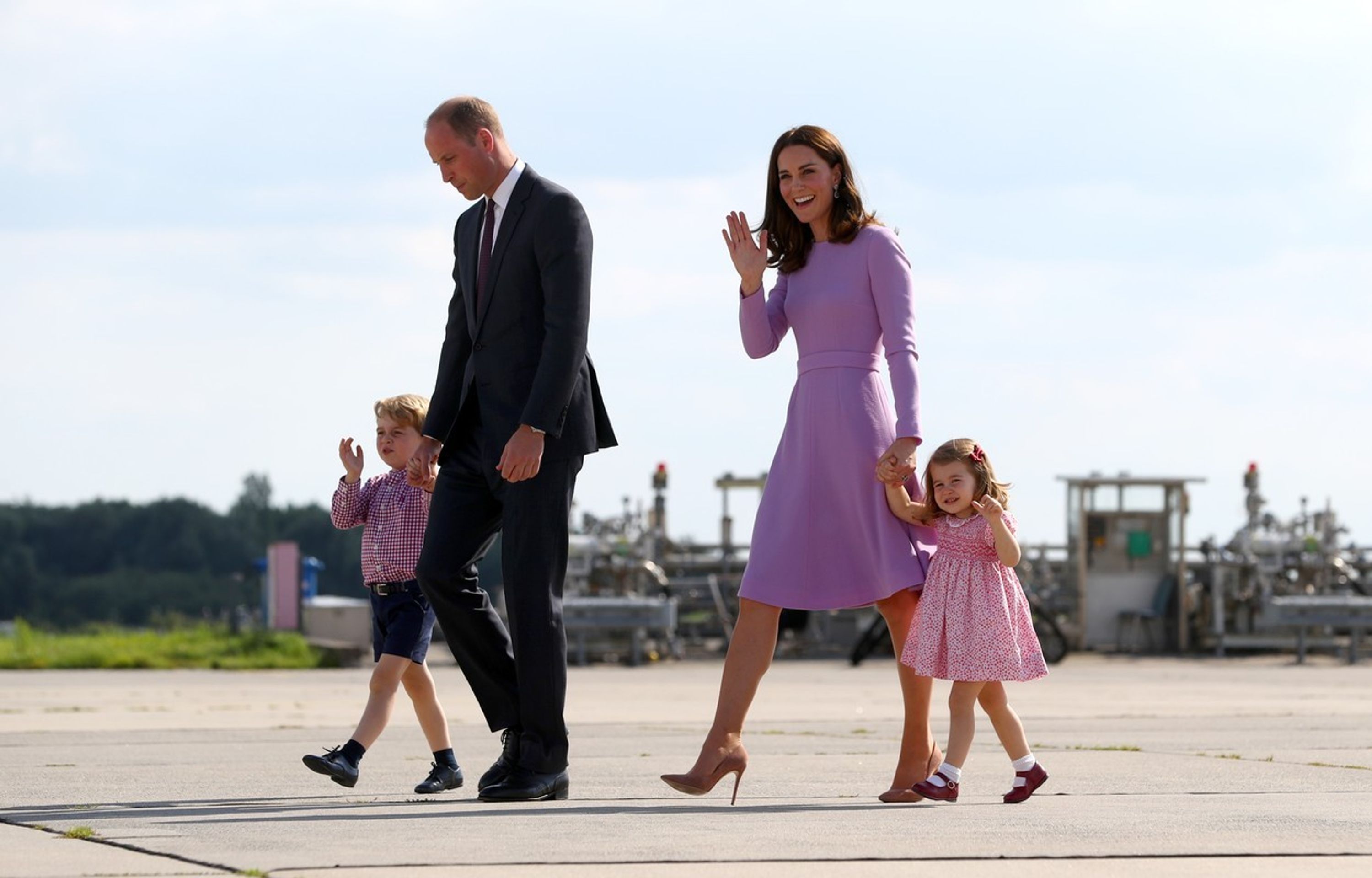 Princ George - 5 - GALERIE: William a Kate s dětmi (10/16)