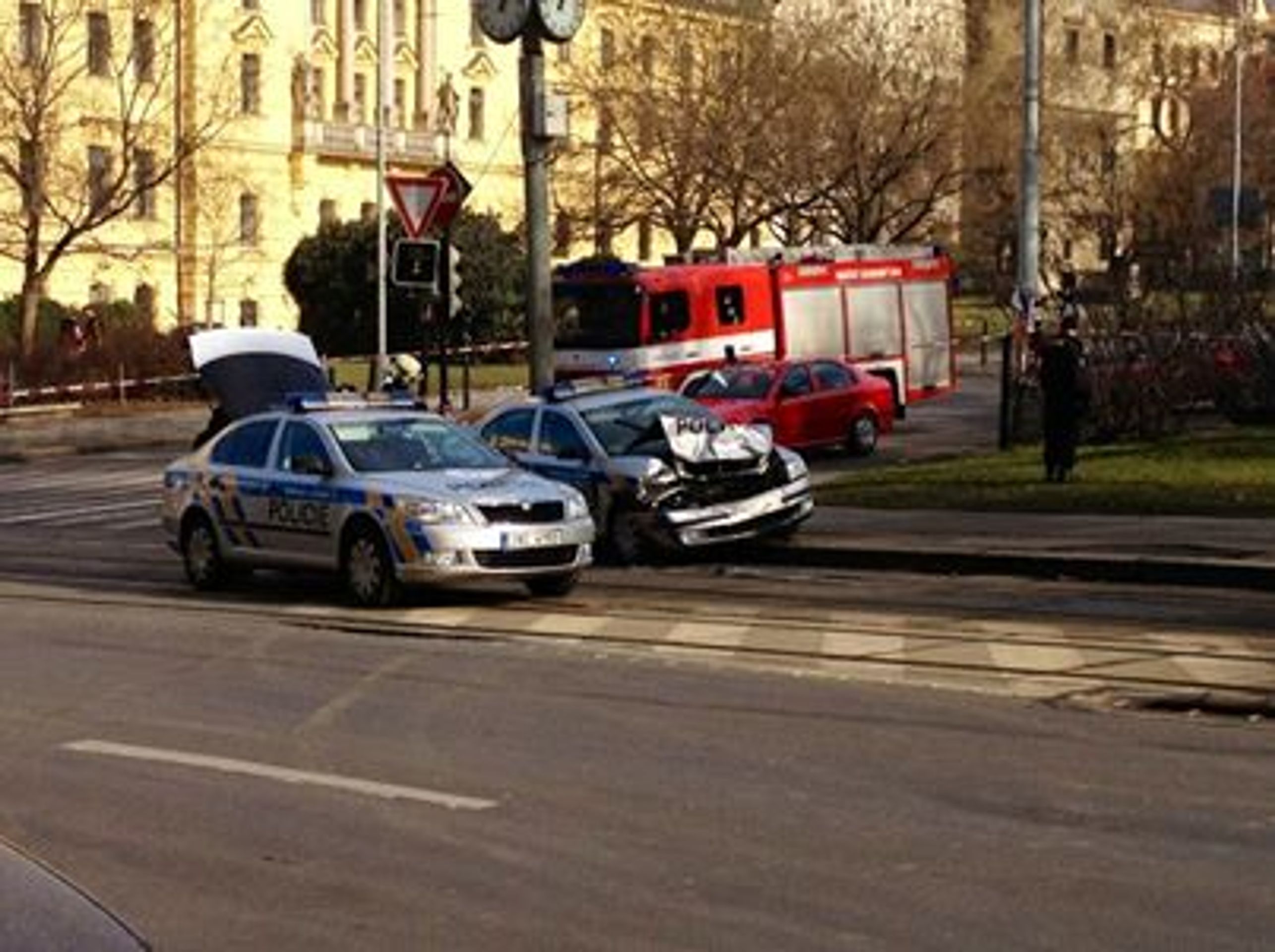 Honička Karlovo náměstí - GALERIE: Honička skončila na Karlově náměstí (3/3)