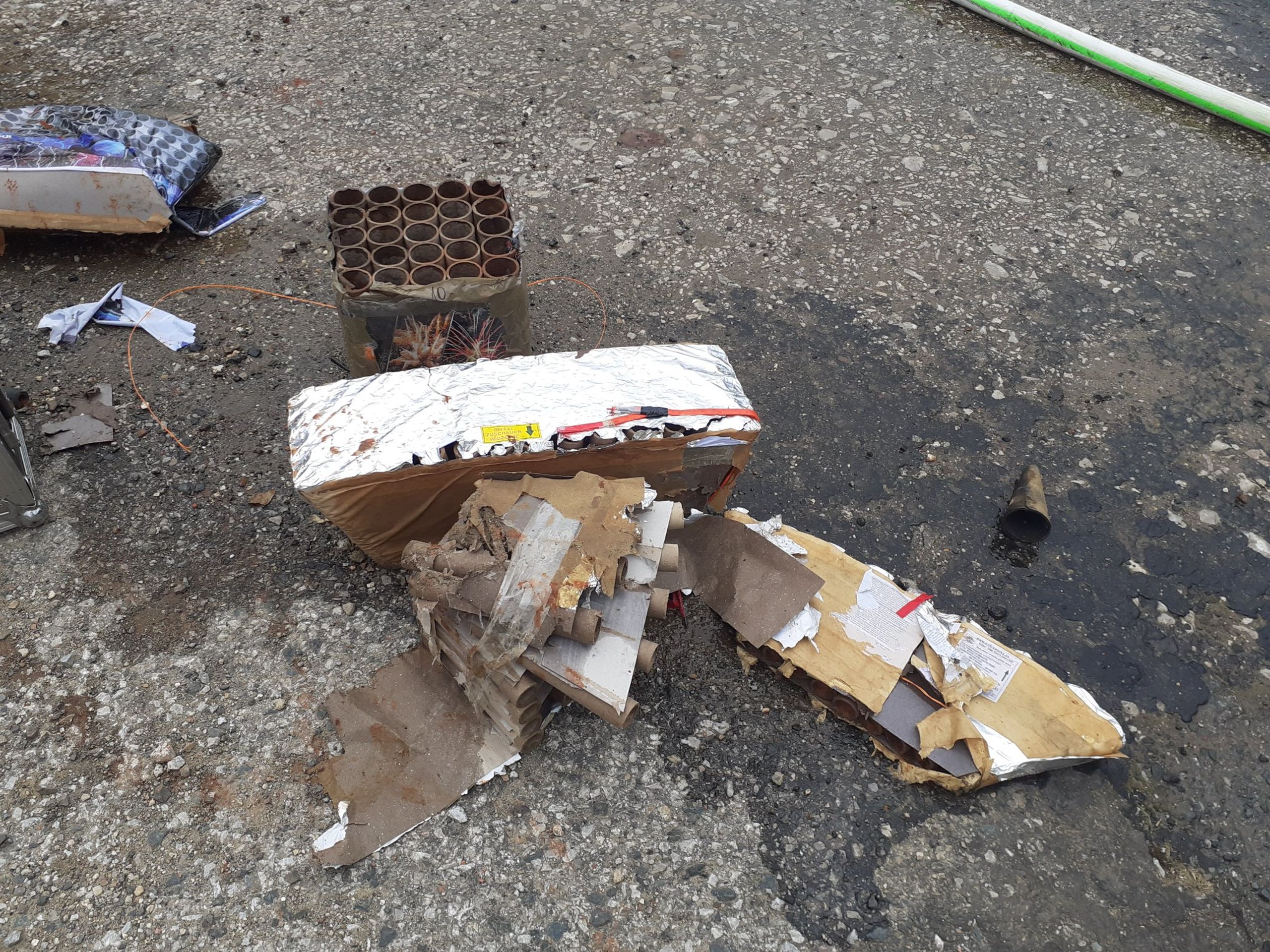 Exploze ve výrobně pyrotechniky (1) - Exploze skladu s pyrotechnikou (4/9)