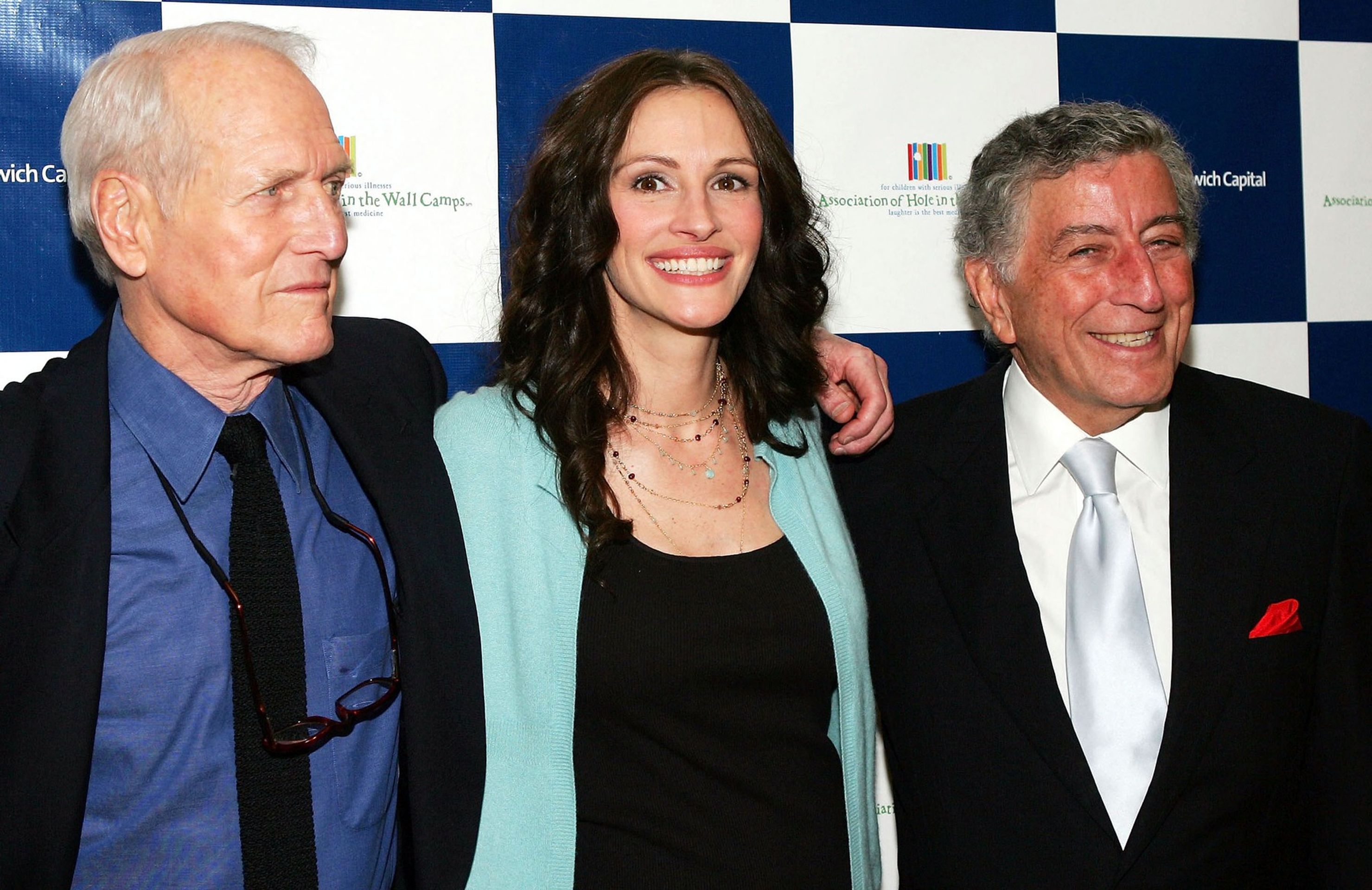 Zleva Paul Newman, Julia Roberts a Tony Bennett - Tony Bennett (5/7)