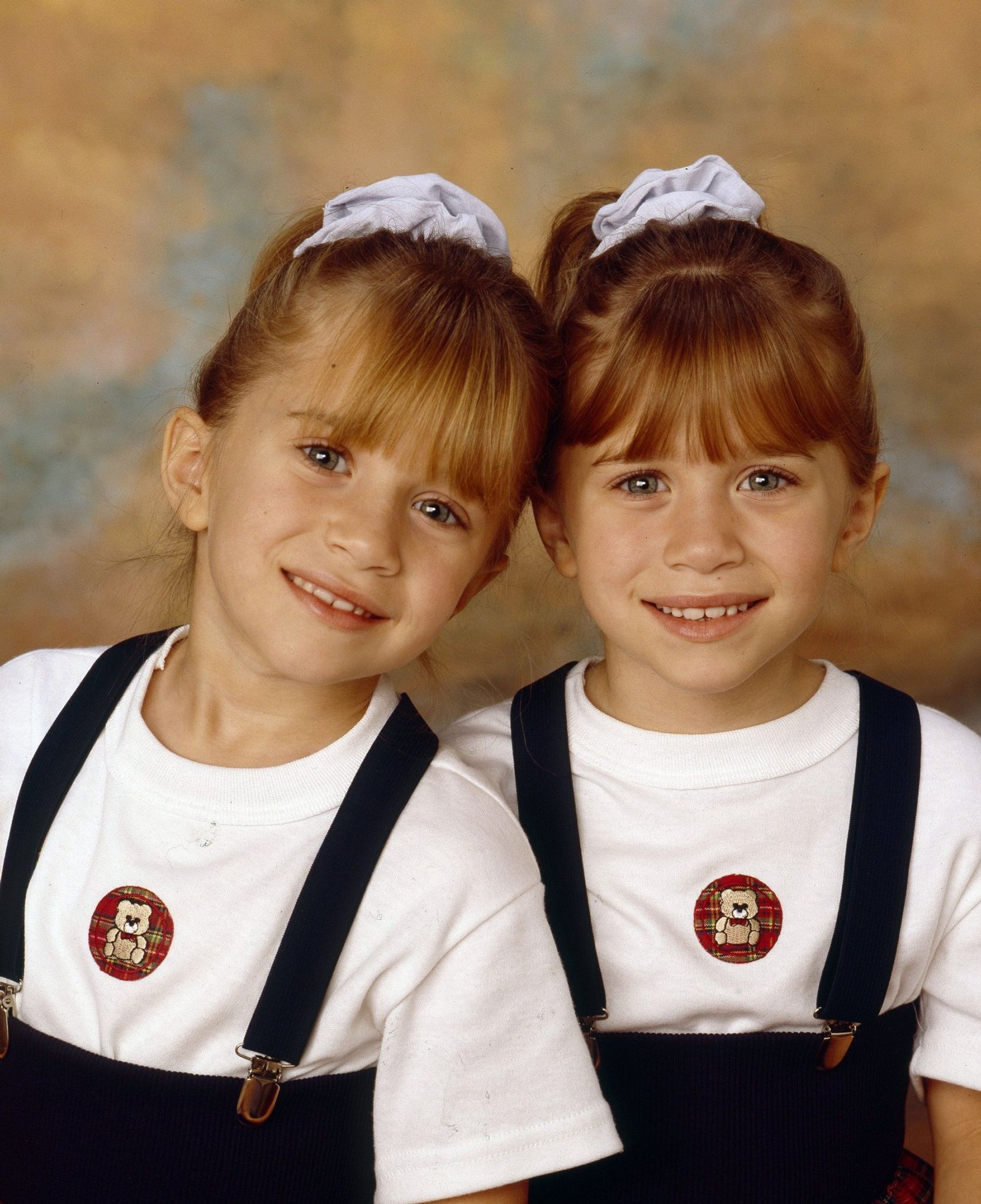 Mary-Kate a Ashley Olsenovy, 1987 - Mary-Kate a Ashley Olsenovy (12/12)