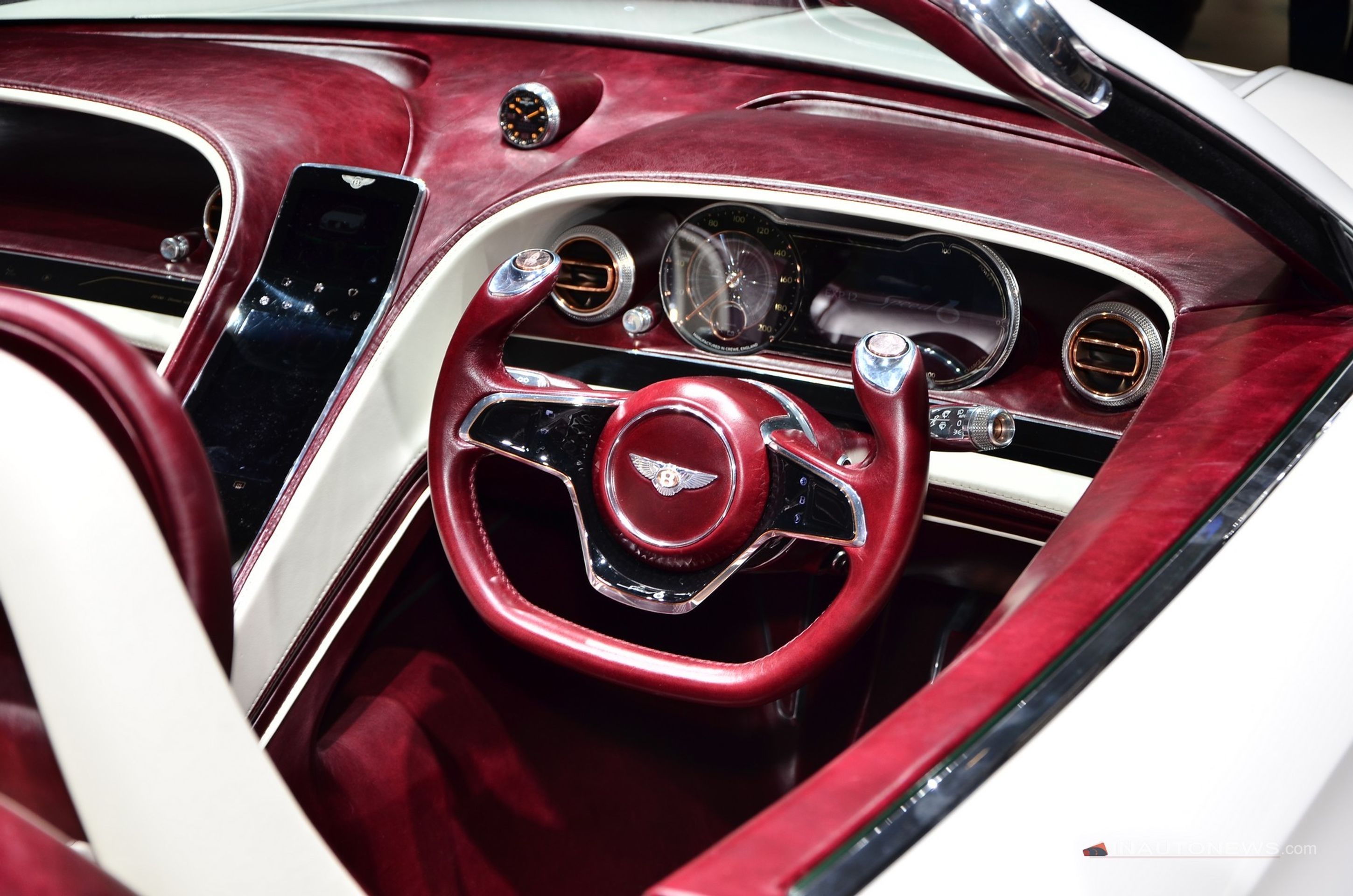 Bentley - 7 - GALERIE: Bentley EXP12 Speed 6e (4/5)
