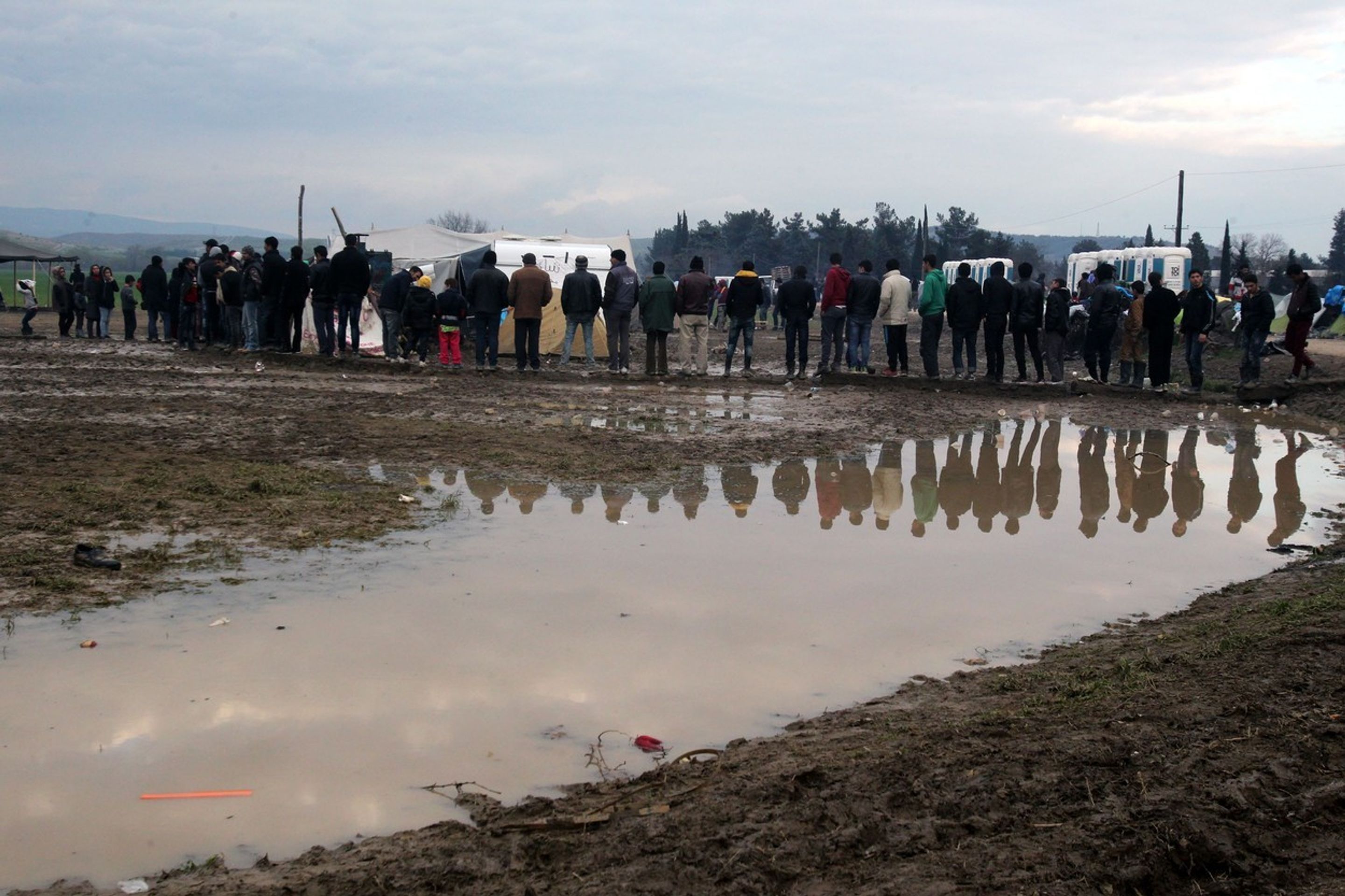 Uprchlický tábor v Idomeni - 16 - GALERIE: Kritická situace v uprchlickém táboře Idomeni (13/28)