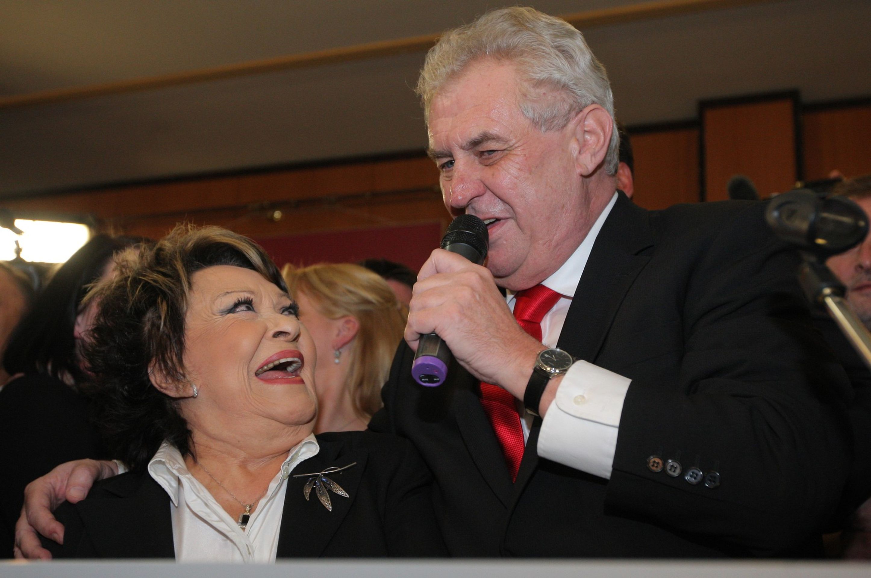 Jiřina Bohdalová a Miloš Zeman, 26. 1. 2013 Volby prezidenta - Jiřina Bohdalová a Miloš Zeman (4/6)