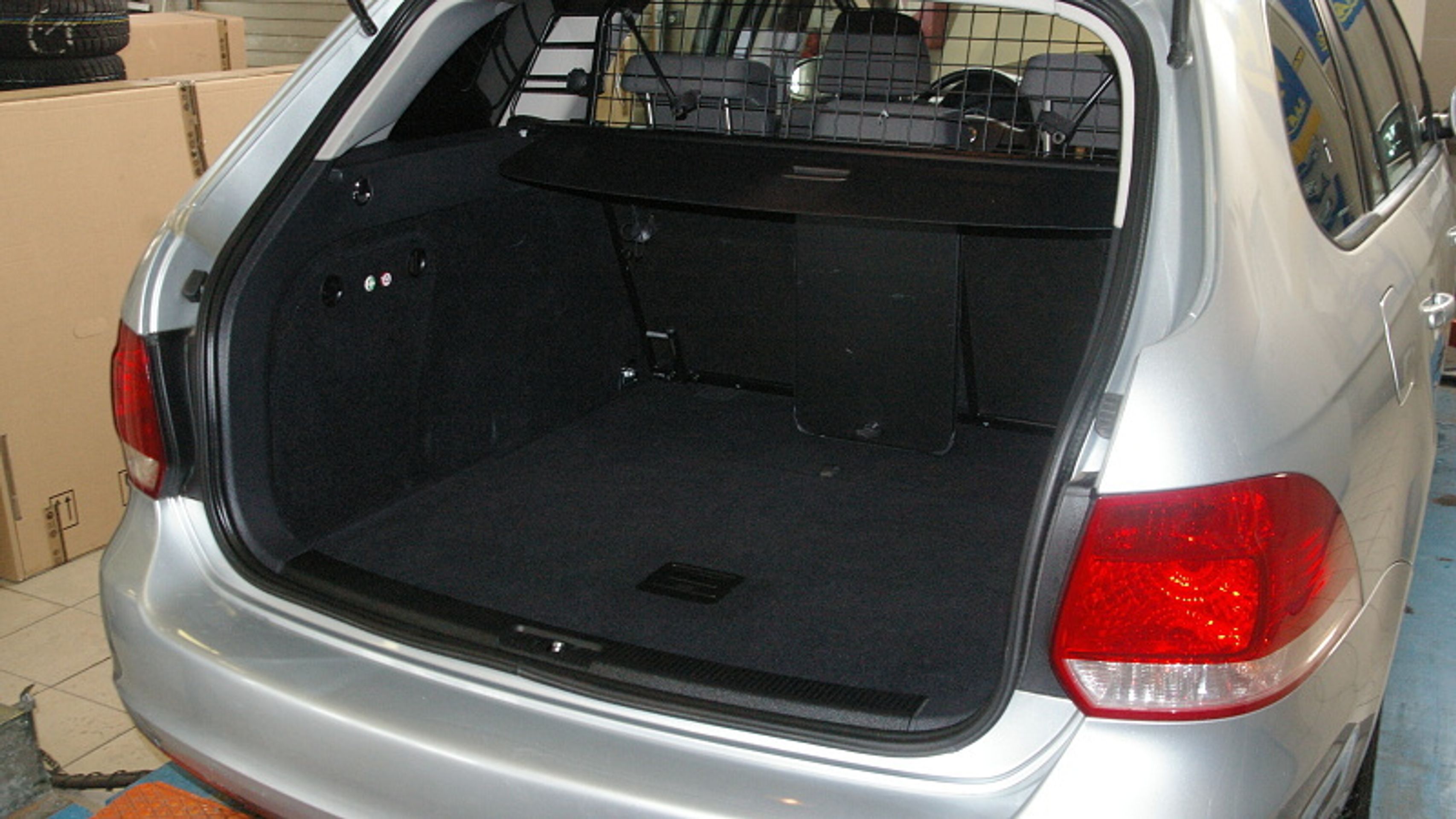 Volkswagen Golf Variant V - 3 - GALERIE Volkswagen Golf Variant V (7/9)