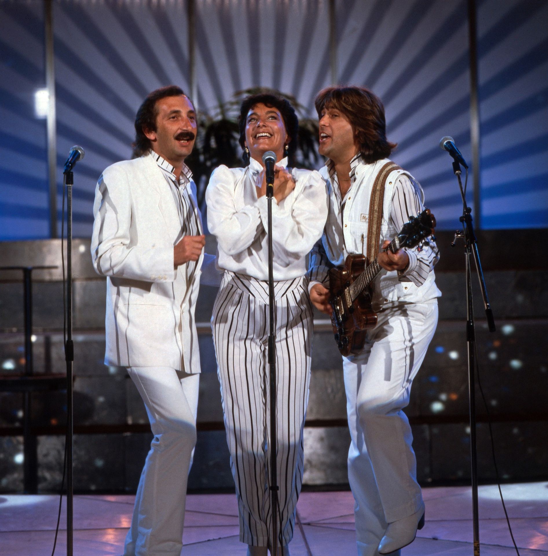 Ricchi e Poveri, 1982 - Ricchi e Poveri (3/10)
