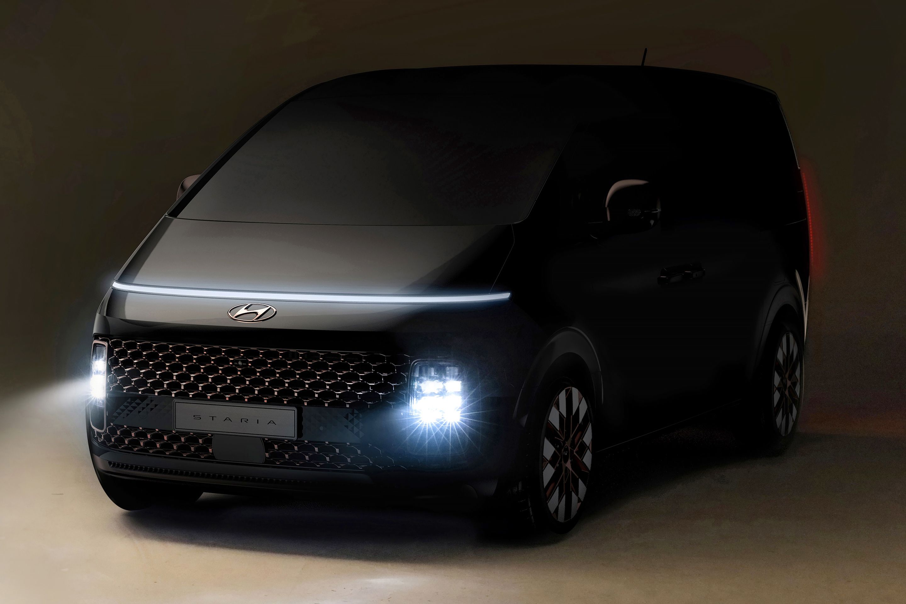 Hyundai Staria - 18 - Fotogalerie: Futuristická minidodávka Hyundai Staria (17/21)