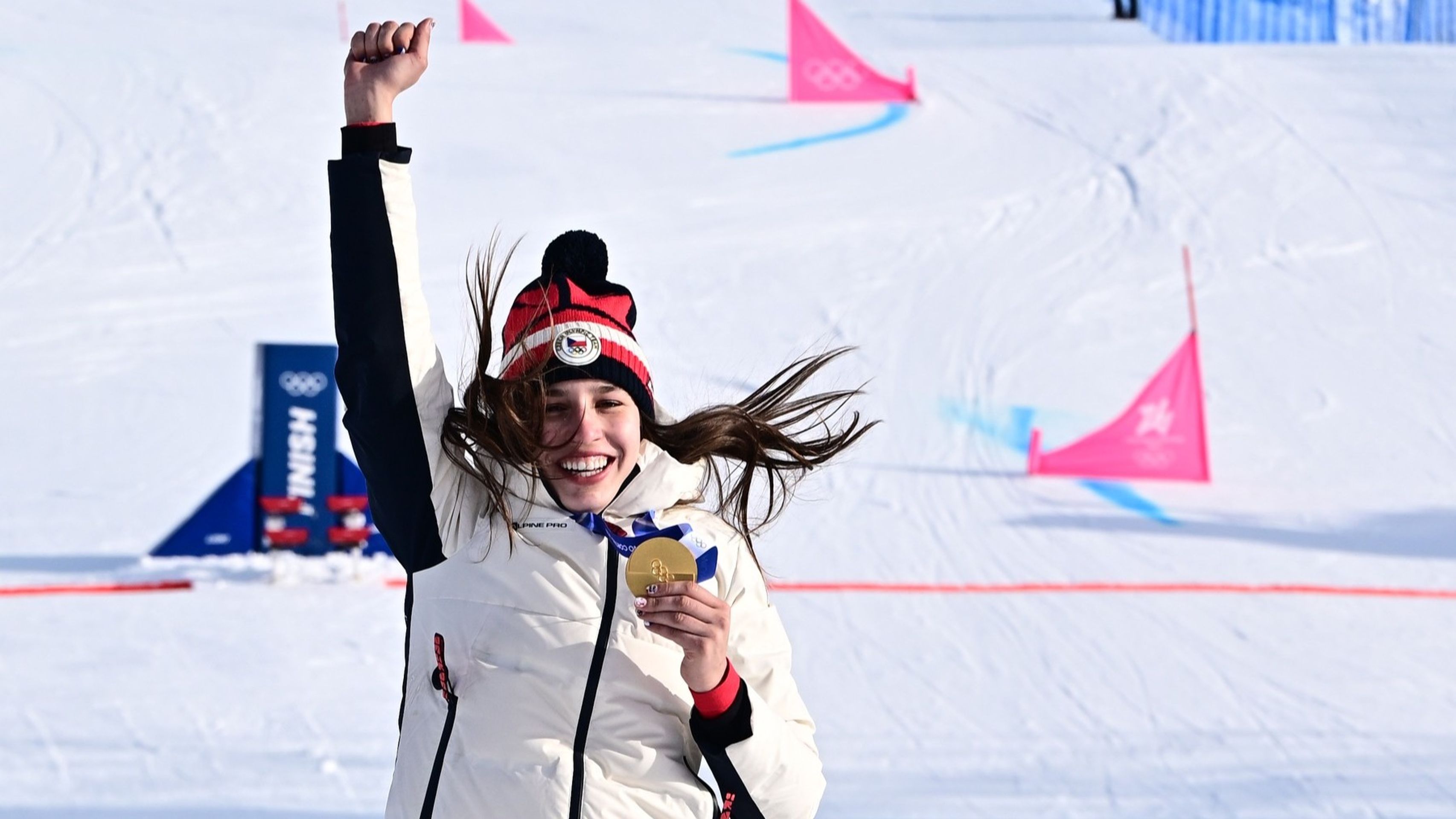 Zuzana Maděrová - Zuzana Maděrová získala na ZOH 2026 zlatou medaili (3/9)