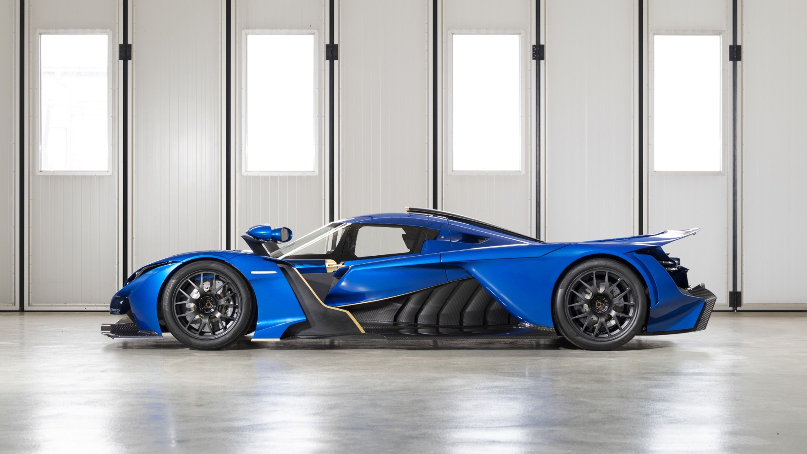 Praga Bohema - Český hypersport Praga Bohema (10/14)