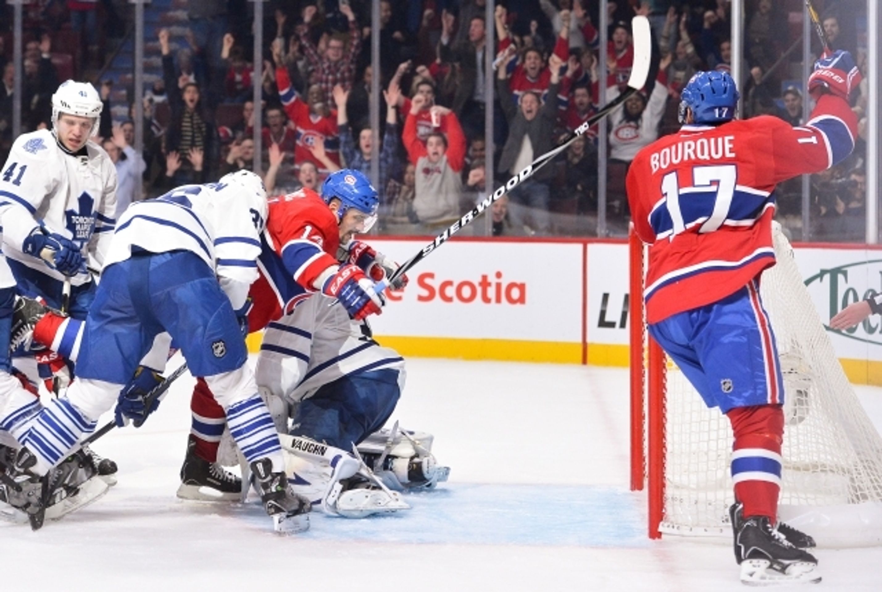 NHL - čtvrtý hrací den - 1 - GALERIE: Plekanec i Erat skórovali (9/10)