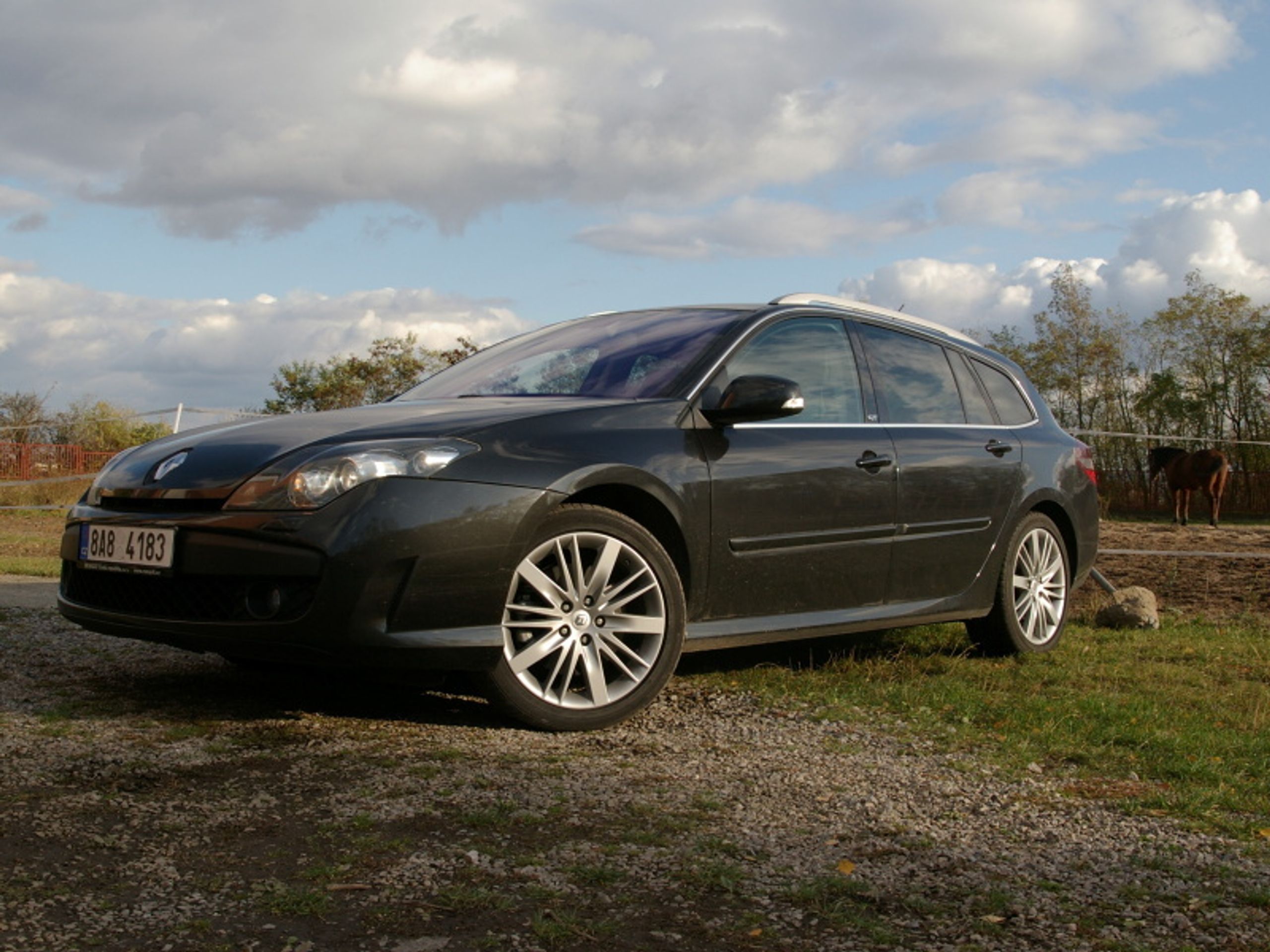 Renault Laguna GT - GALERIE Renault Laguna GT (2/8)