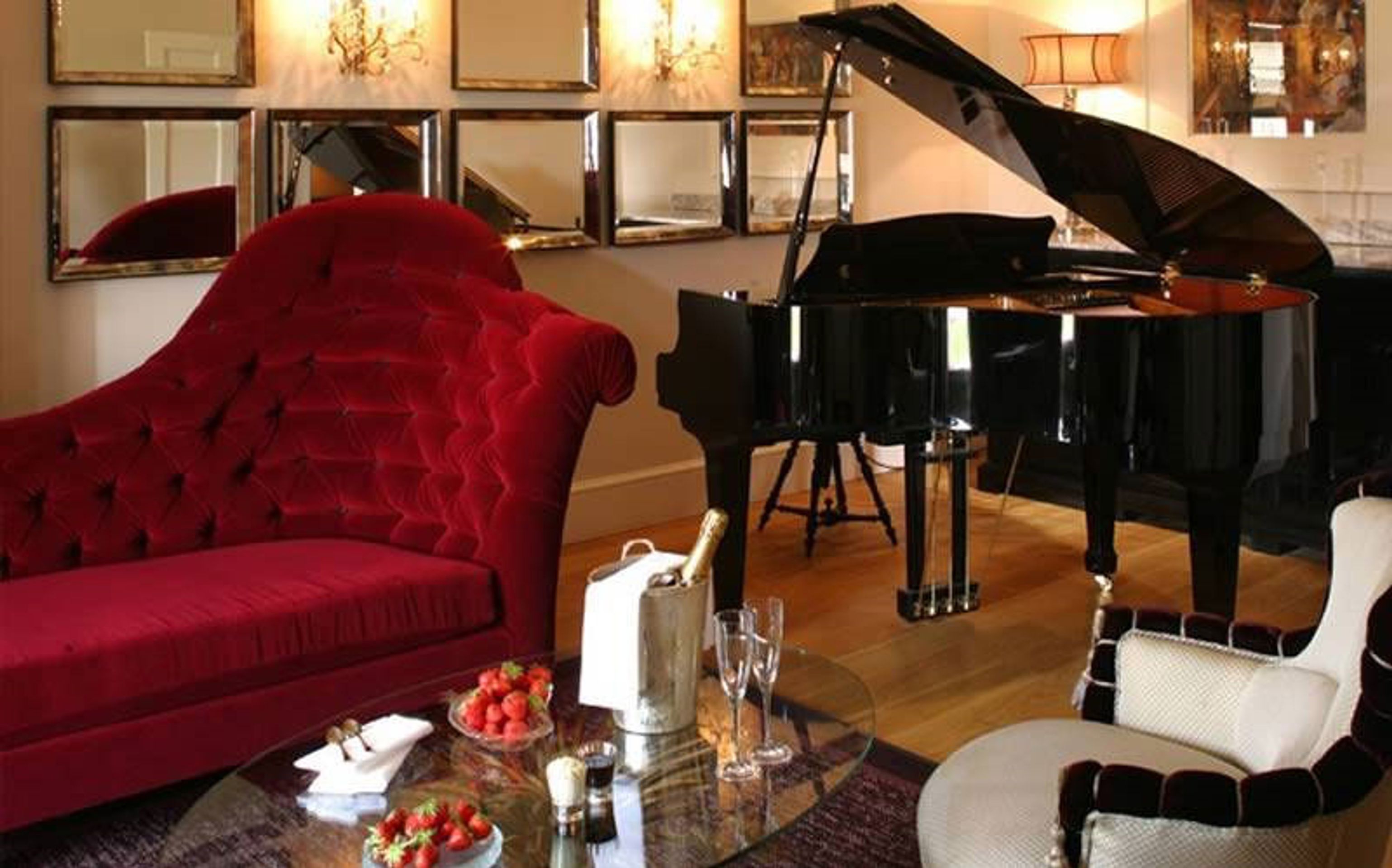 Hotel Grove - 6 - GALERIE: Hotel The Grove - místo setkání skupiny Bilderberg (1/11)